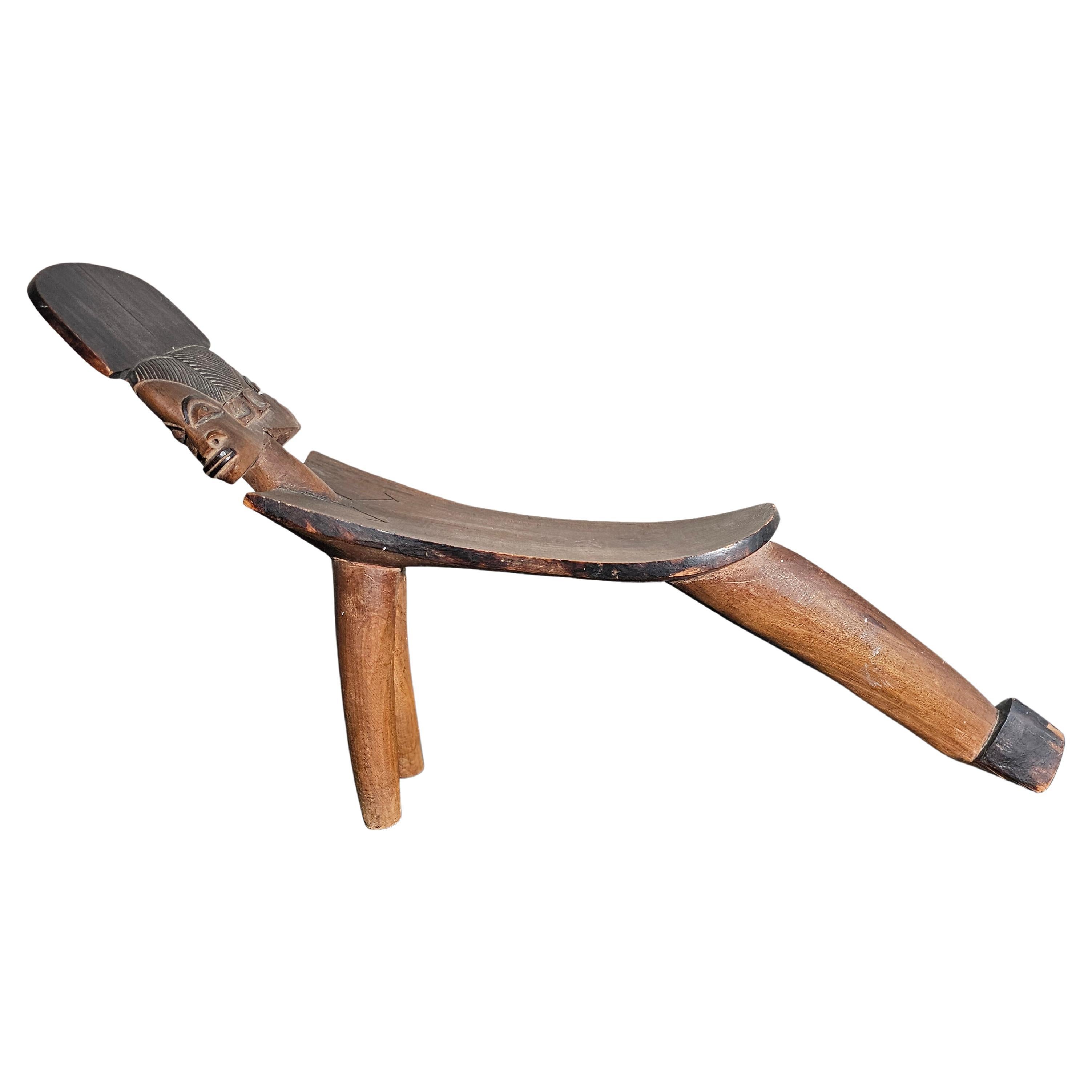 Tabouret Lobi par Sikire Kembire