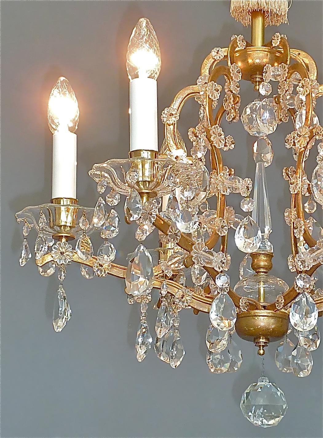 Lobmeyr Maria Theresia Style Chandelier 1950s Gilt Brass Faceted Crystal Glass For Sale 10