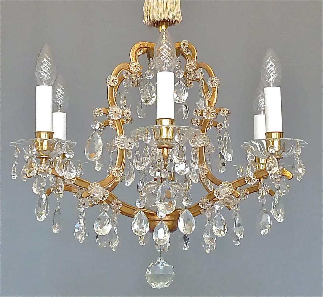 Austrian Lobmeyr Maria Theresia Style Chandelier 1950s Gilt Brass Faceted Crystal Glass For Sale