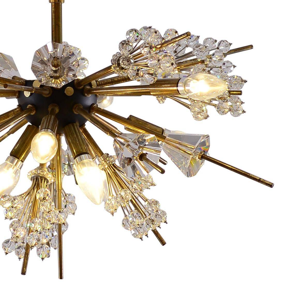lobmeyr iconic metropolitan chandelier