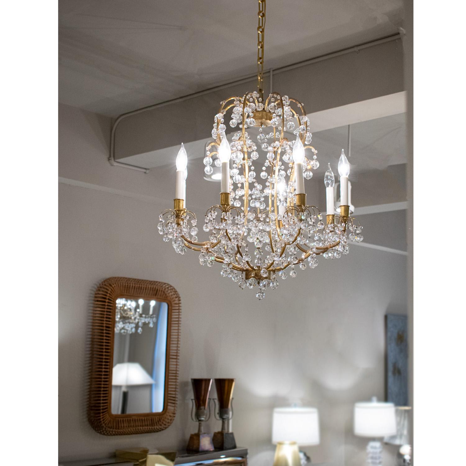 Lobmeyr Rare and Stunning Chandelier with Crystals 1959 In Excellent Condition For Sale In New York, NY