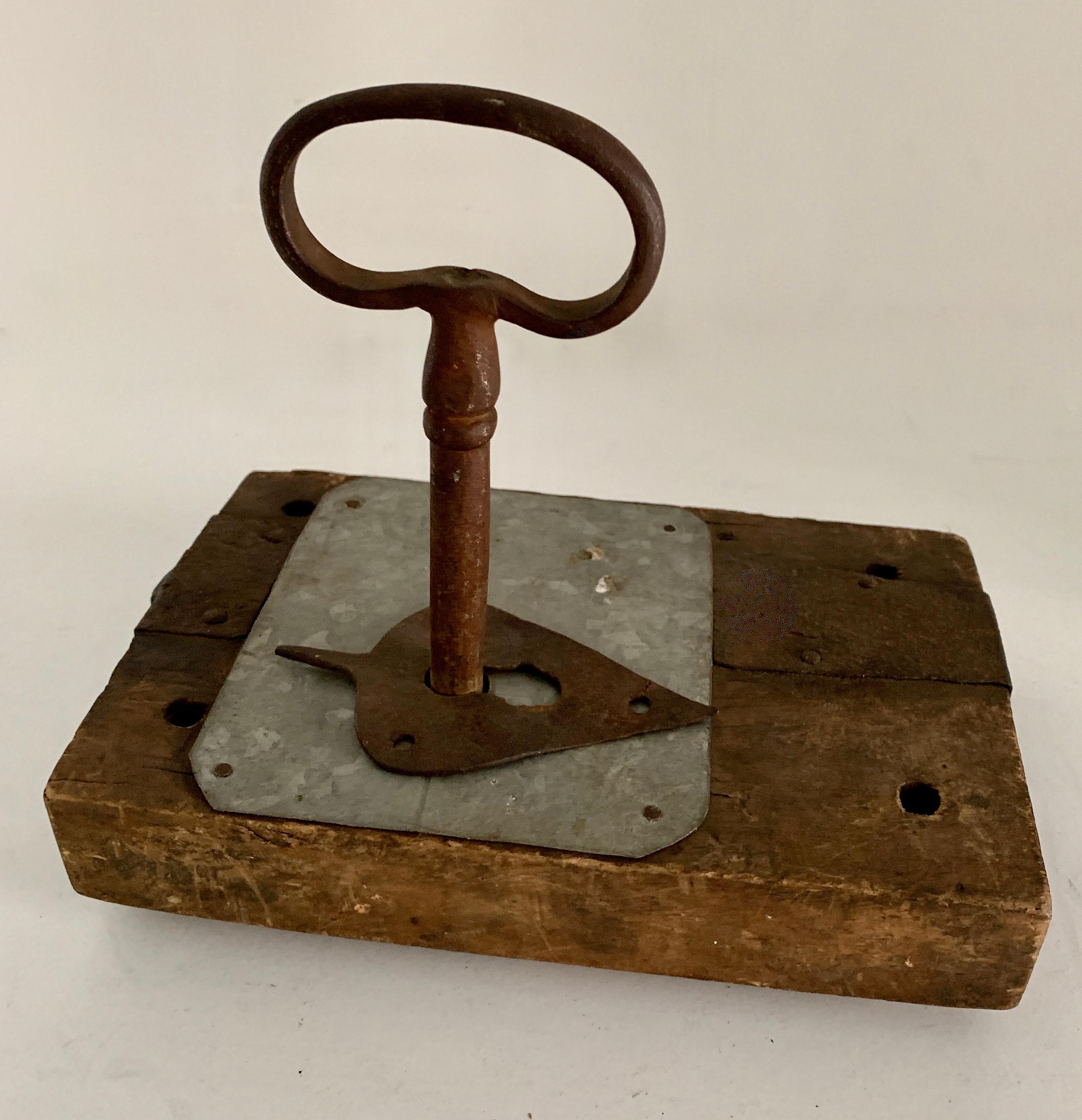 paperweight lock
