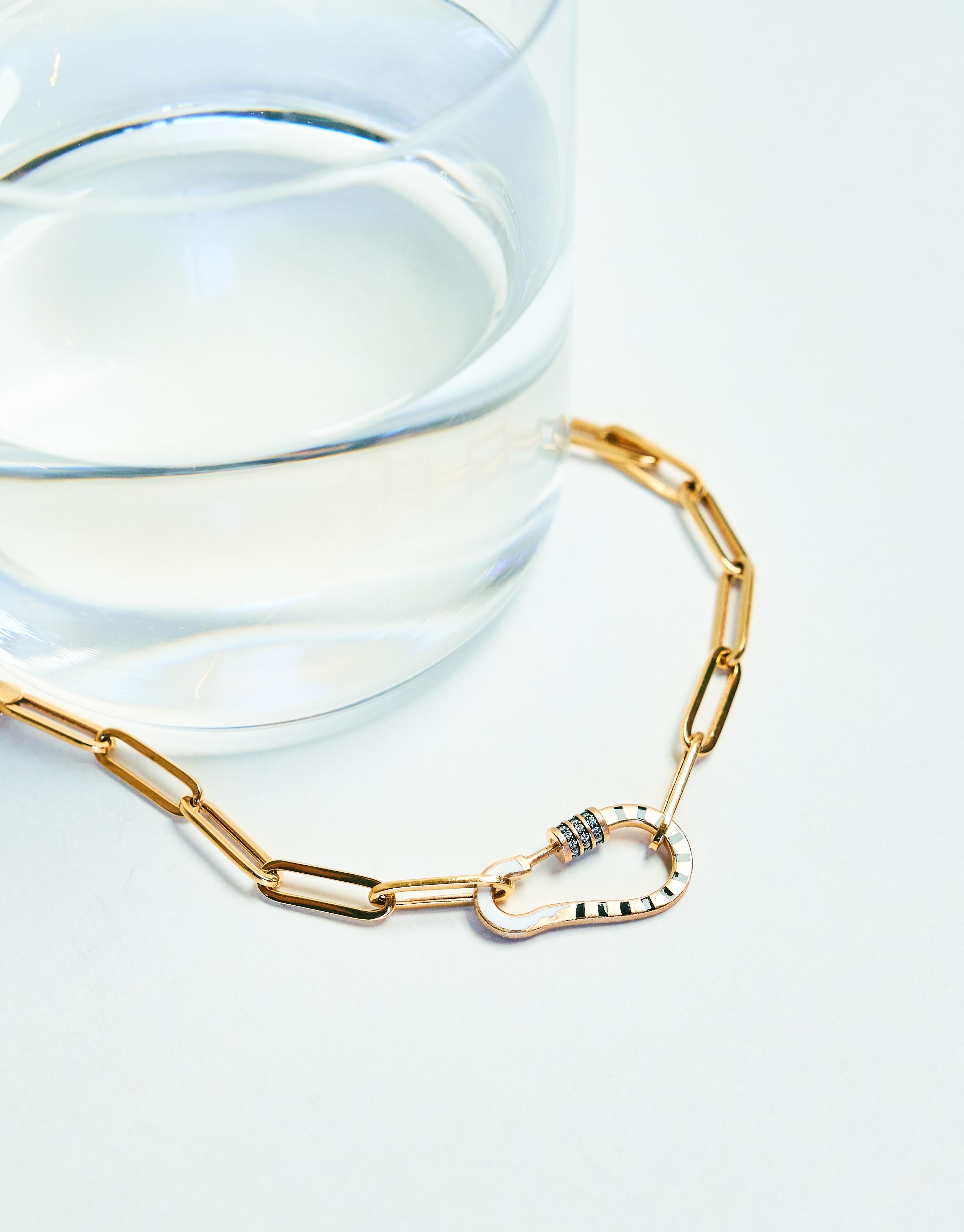 Lock-Armband aus 14 Karat Roségold mit 0,14 Karat weißem Diamanten von Selda Jewellery (Moderne) im Angebot