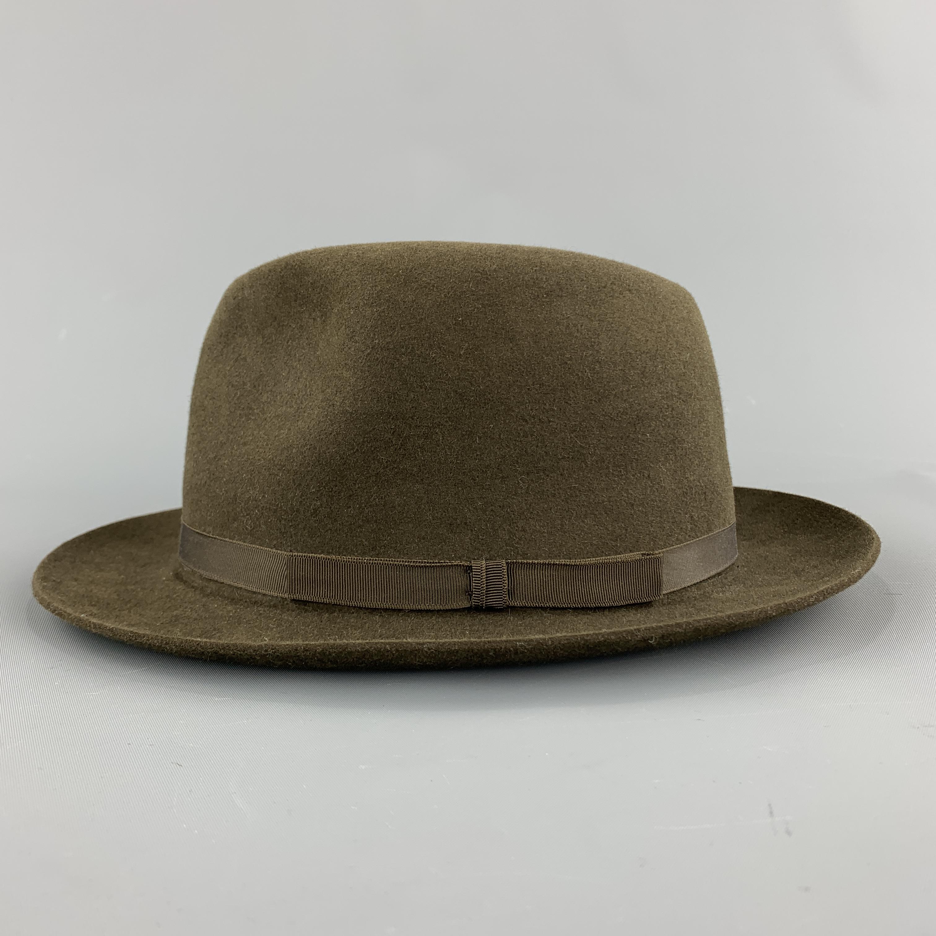 LOCK & CO HATTERS Size 7 Olive Felt Fedora In Good Condition In San Francisco, CA