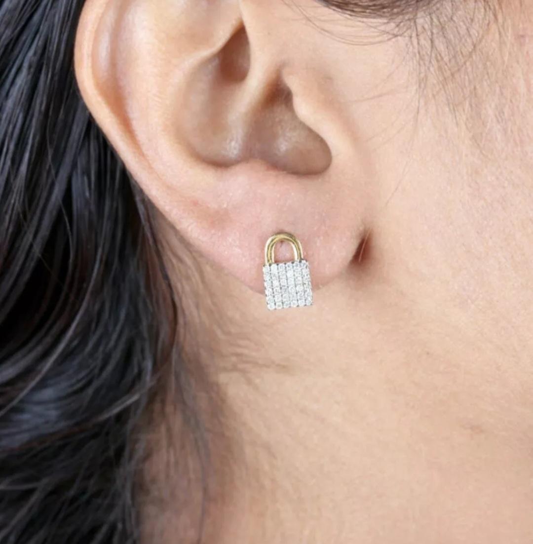 Lock key stud earring 14K yellow gold diamond ear stud fine luxury jewelry gift In New Condition For Sale In Chicago, IL