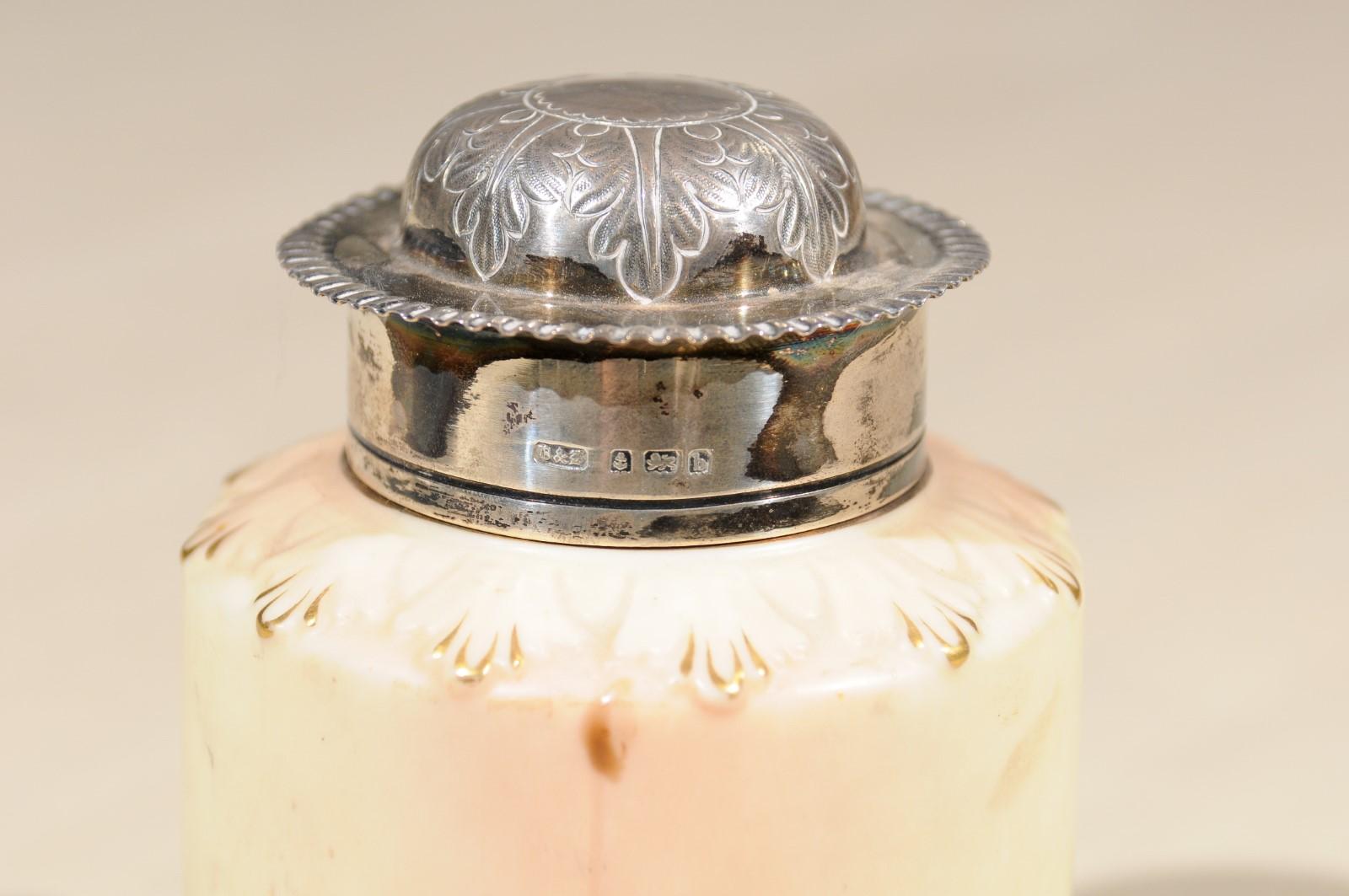 Locke & Co Worcester Porcelain Toiletry Jar with Silver Top, Turn of the Century In Good Condition In Atlanta, GA