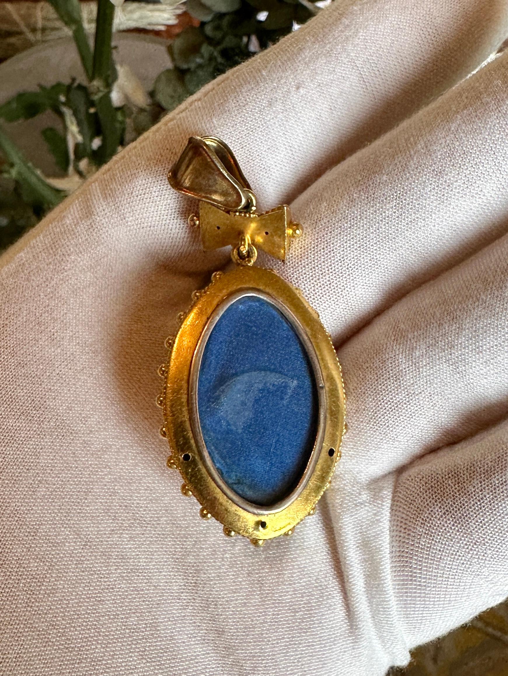 Locket Pendant Antique Angel Skin Coral Rose Cut Diamond Enamel 18 Karat Gold For Sale 7
