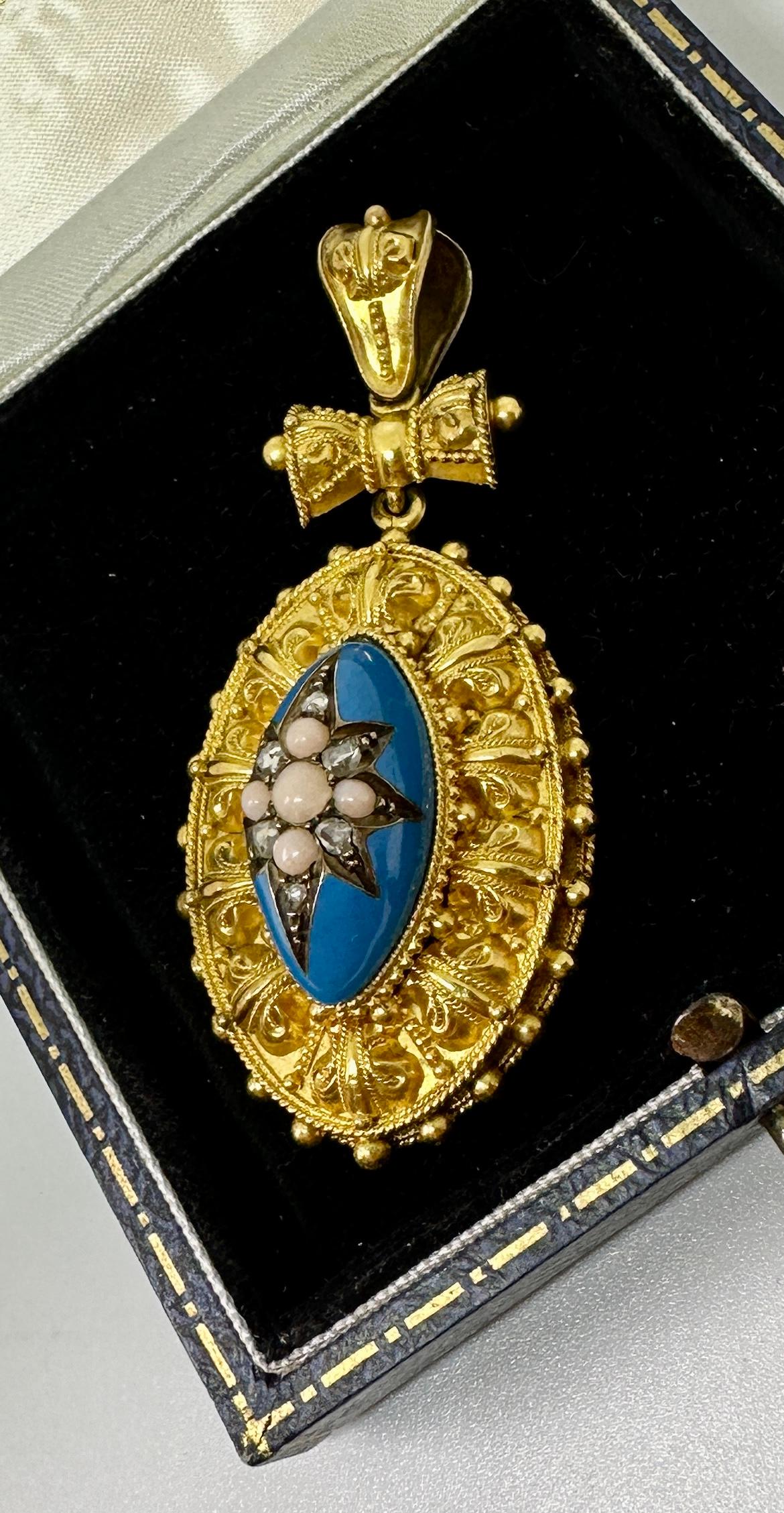 Women's or Men's Locket Pendant Antique Angel Skin Coral Rose Cut Diamond Enamel 18 Karat Gold For Sale