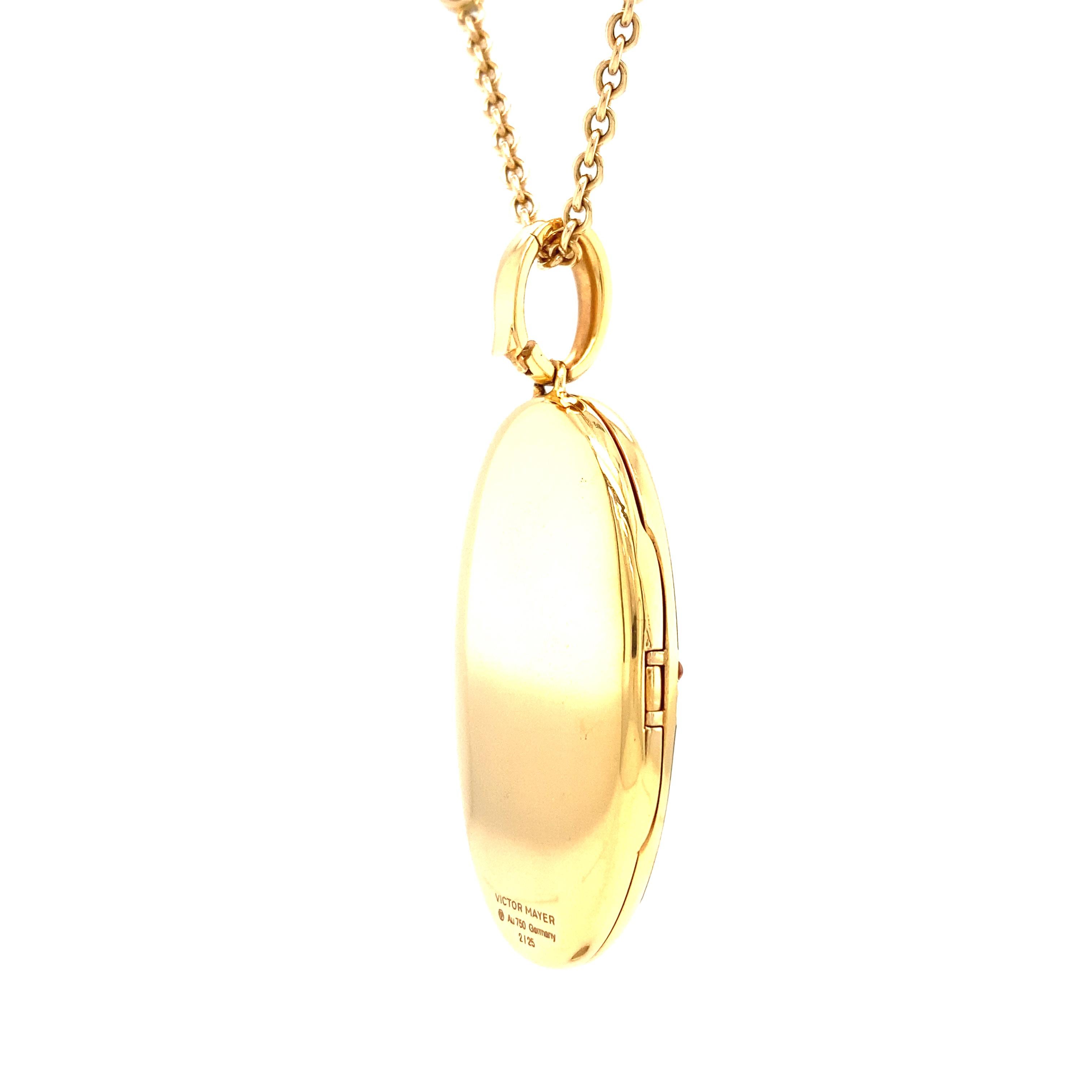 Women's Locket Pendant Necklace 18k White Gold Enamel 35 Diamonds 18 Mandarin Garnets For Sale