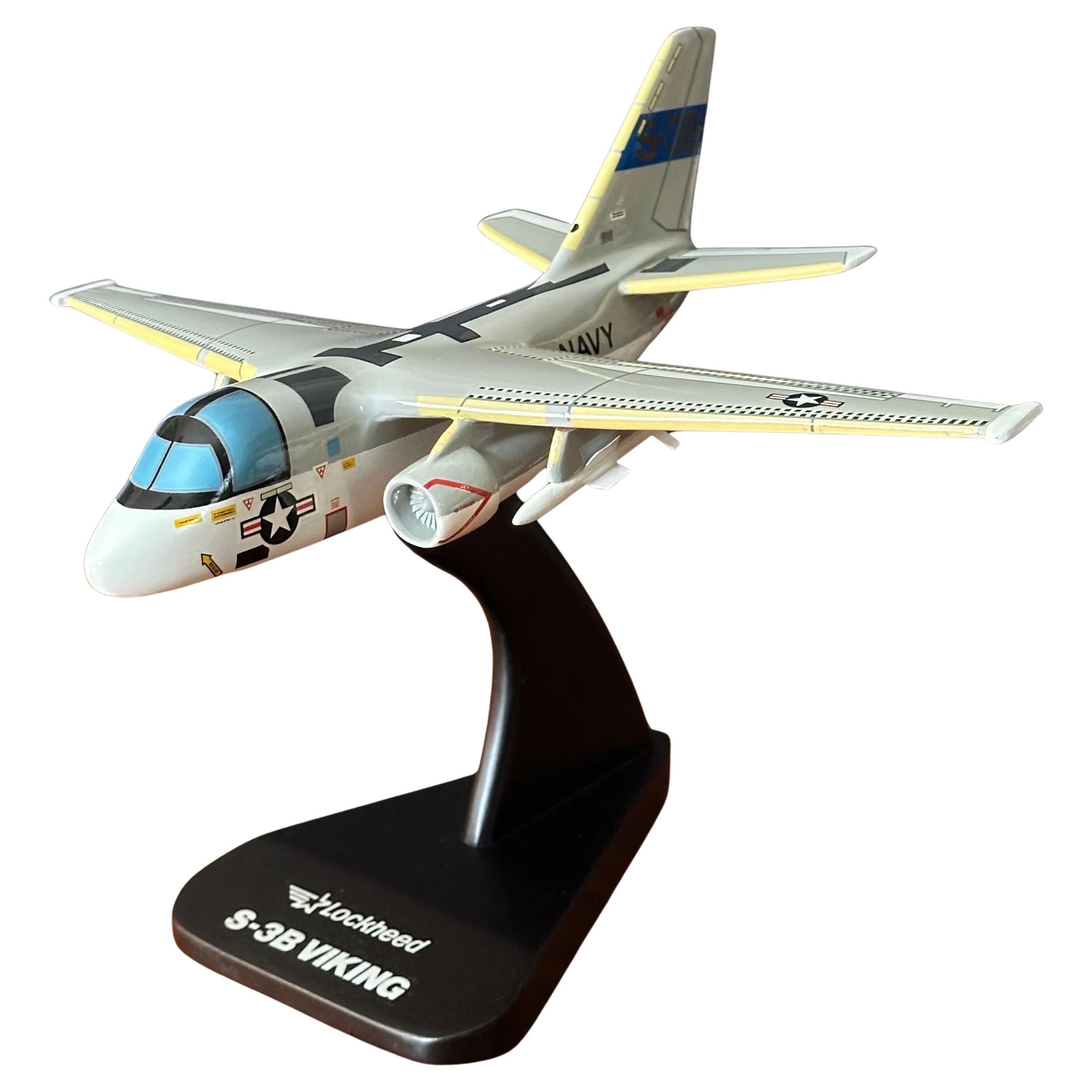 Modello da tavolo Lockheed U.S. Navy S-3B Viking Anti-Submarine Jet /Airplane Contractor in vendita 13