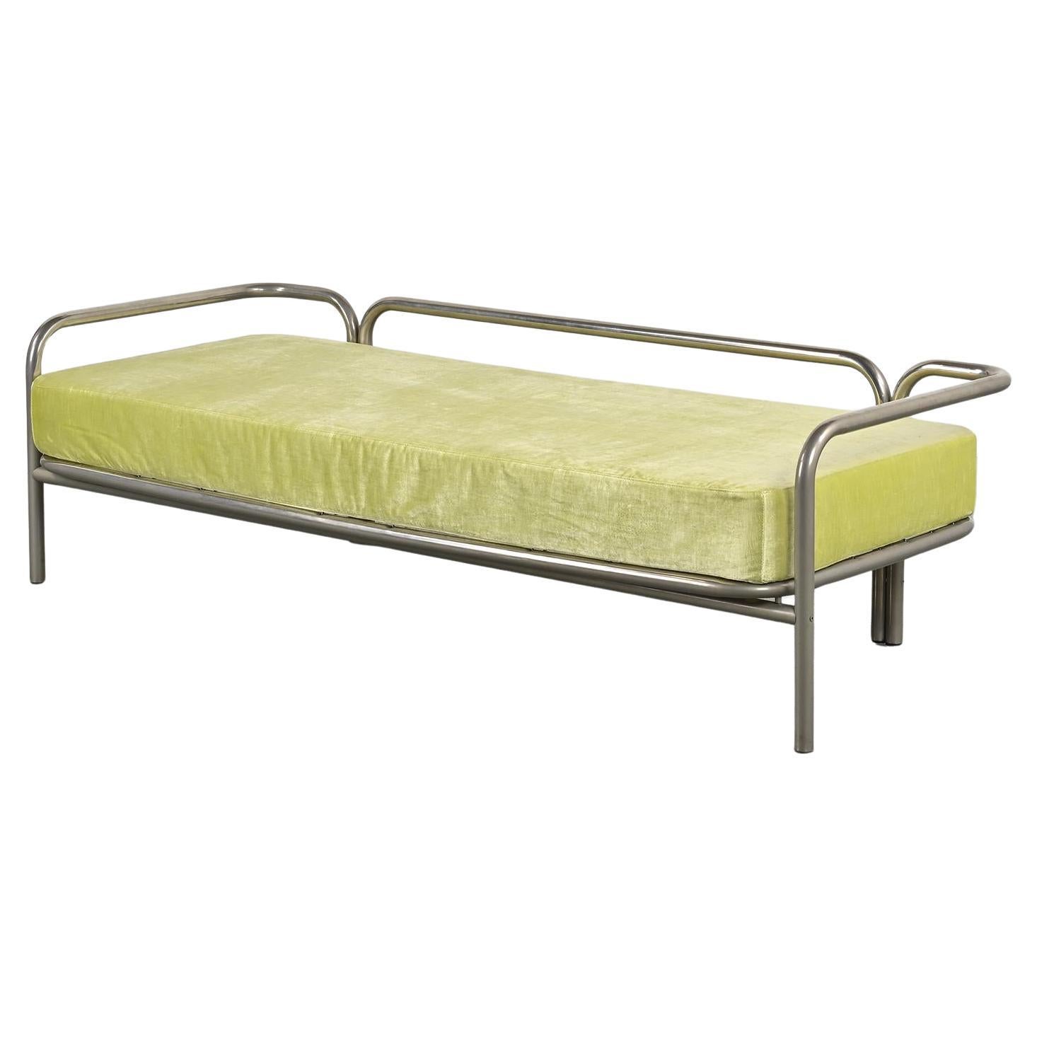 Locus Solus Daybed by Gae Aulenti, circa 1970  For Sale