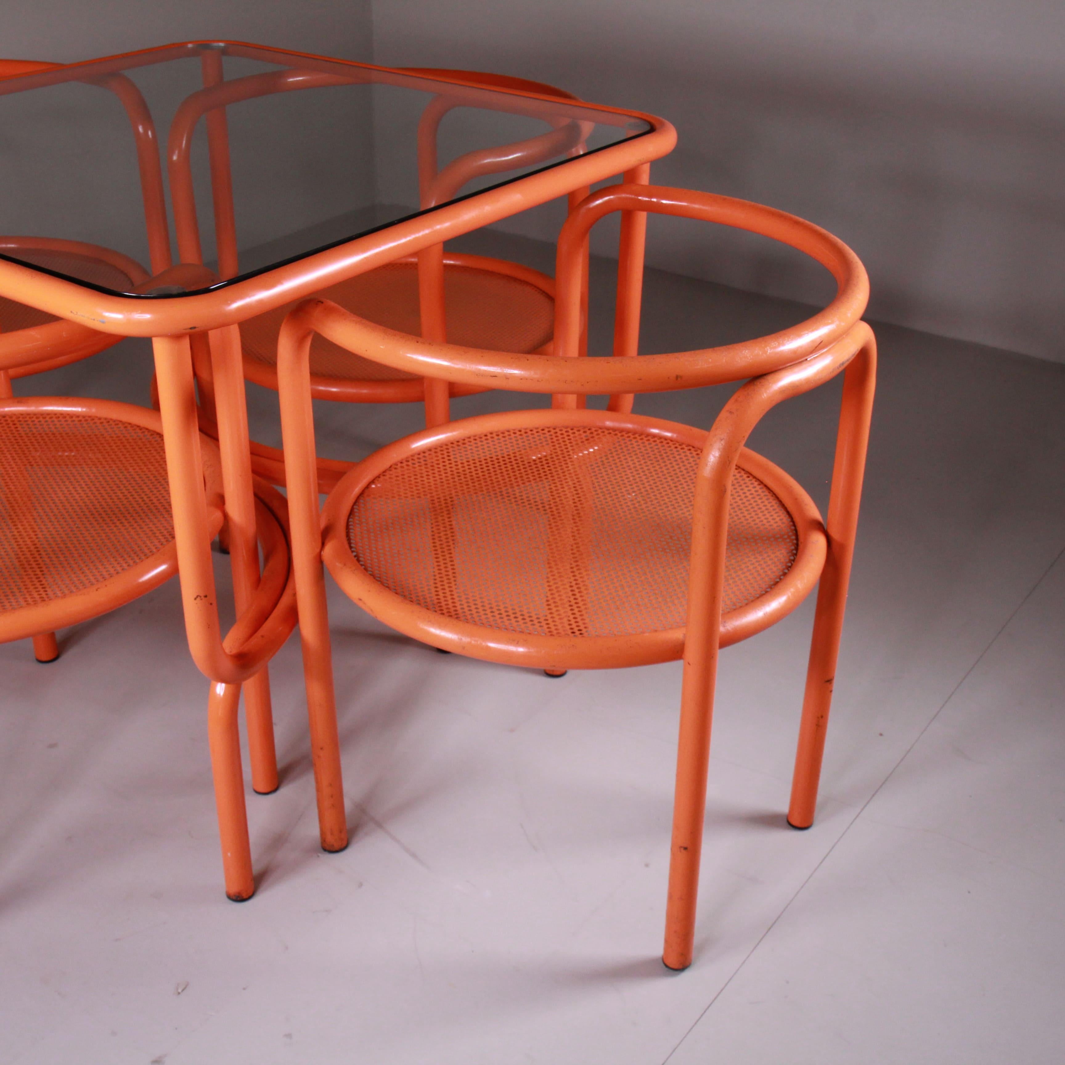 Locus Solus, Gae Aulenti, Orangefarbenes Set mit 4 Stühlen im Angebot 2