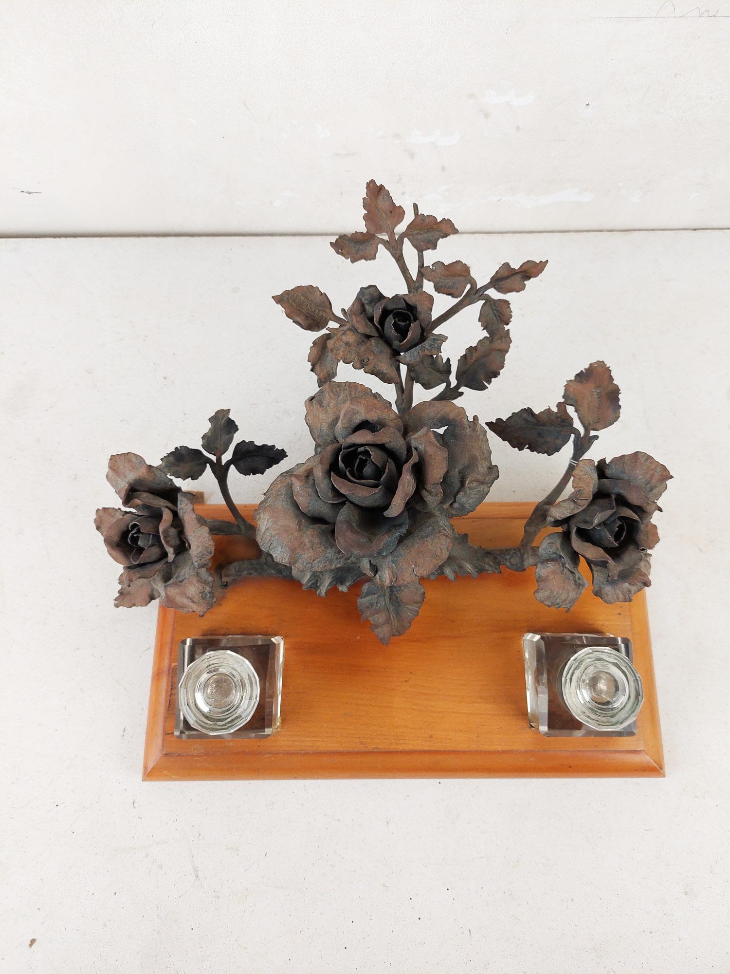 Lode Van Boeckel Inkwell Holder with Wrought Iron Rosette In Good Condition For Sale In Baambrugge, NL