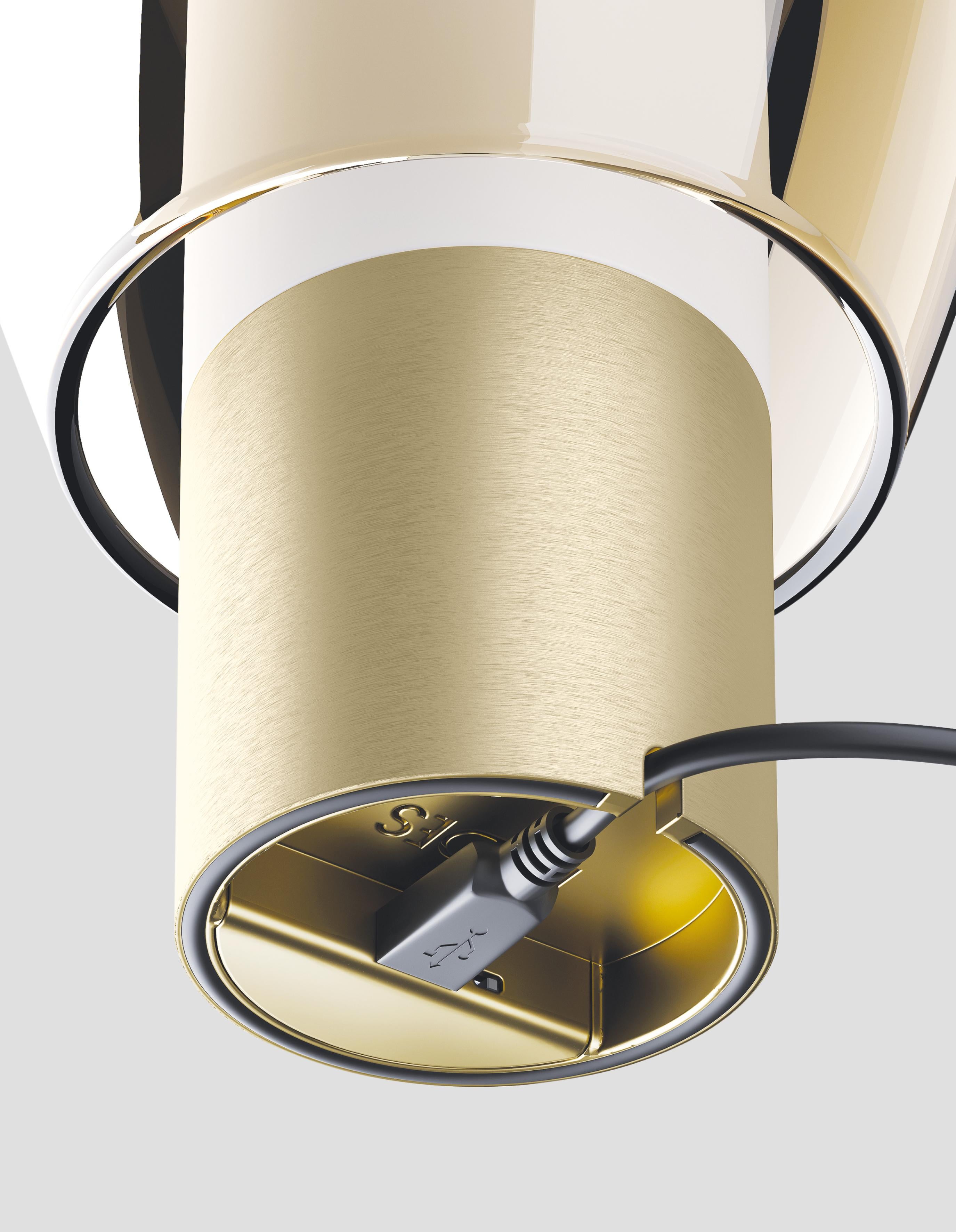 Lodes EASY PEASY KELP Table Lamp by Luca Nichetto In New Condition For Sale In Brooklyn, NY