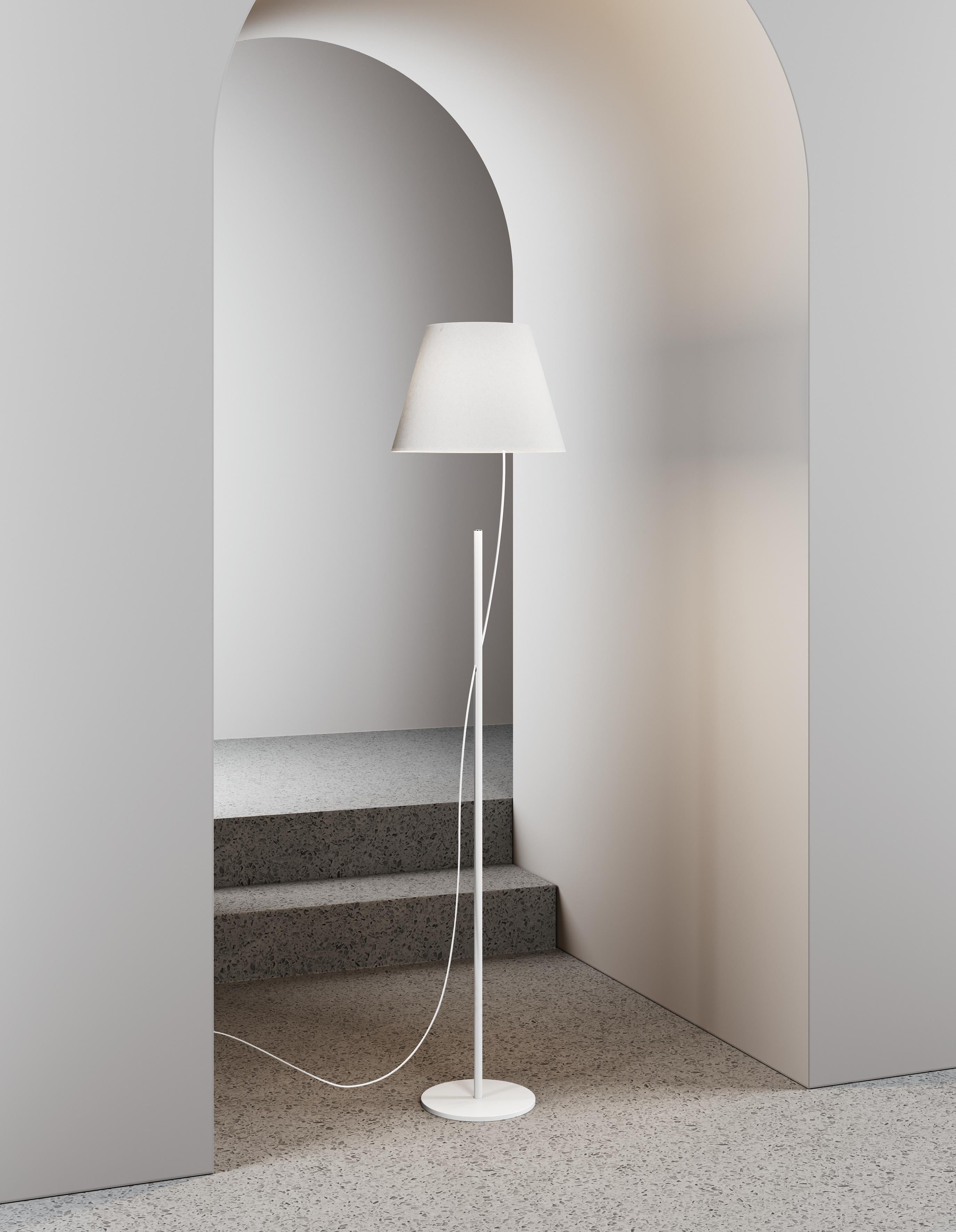 Lodes HOVER Floor Lamp by YOY For Sale 3