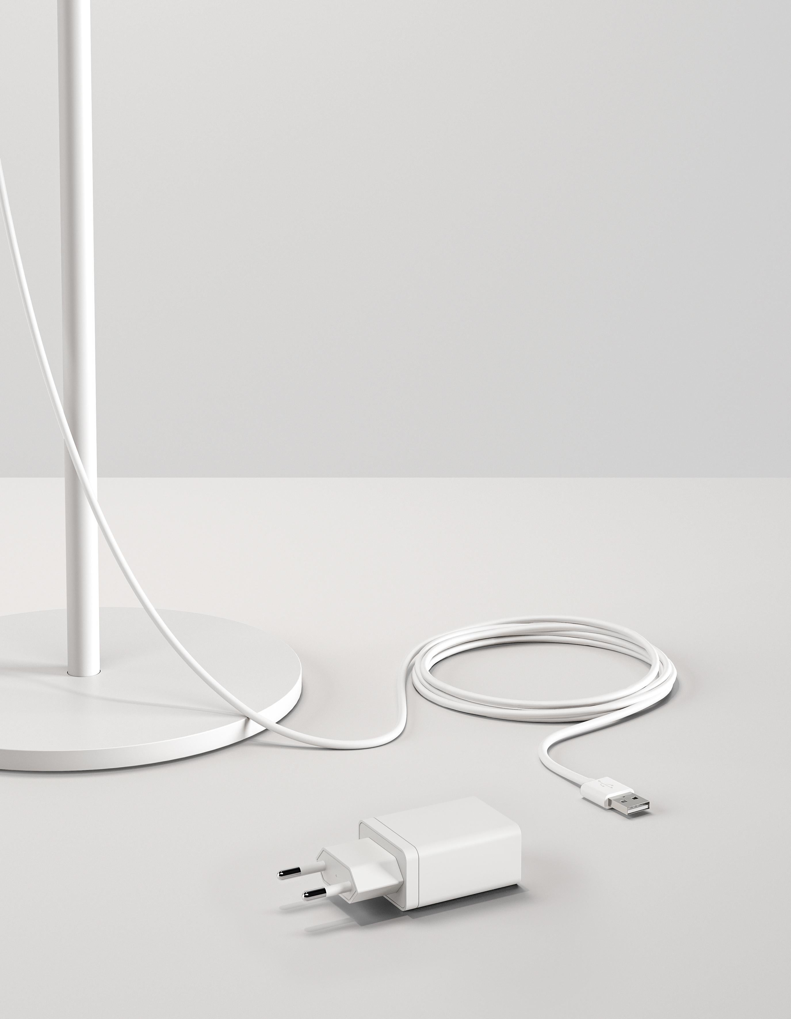 Lodes HOVER Table Lamp by YOY For Sale 3