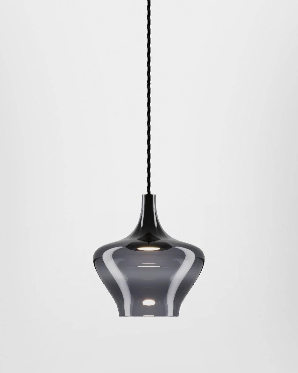 italien Lodes NOSTALGIA Lampe à suspension moyenne avec calbe noir par Dima Loginoff en vente