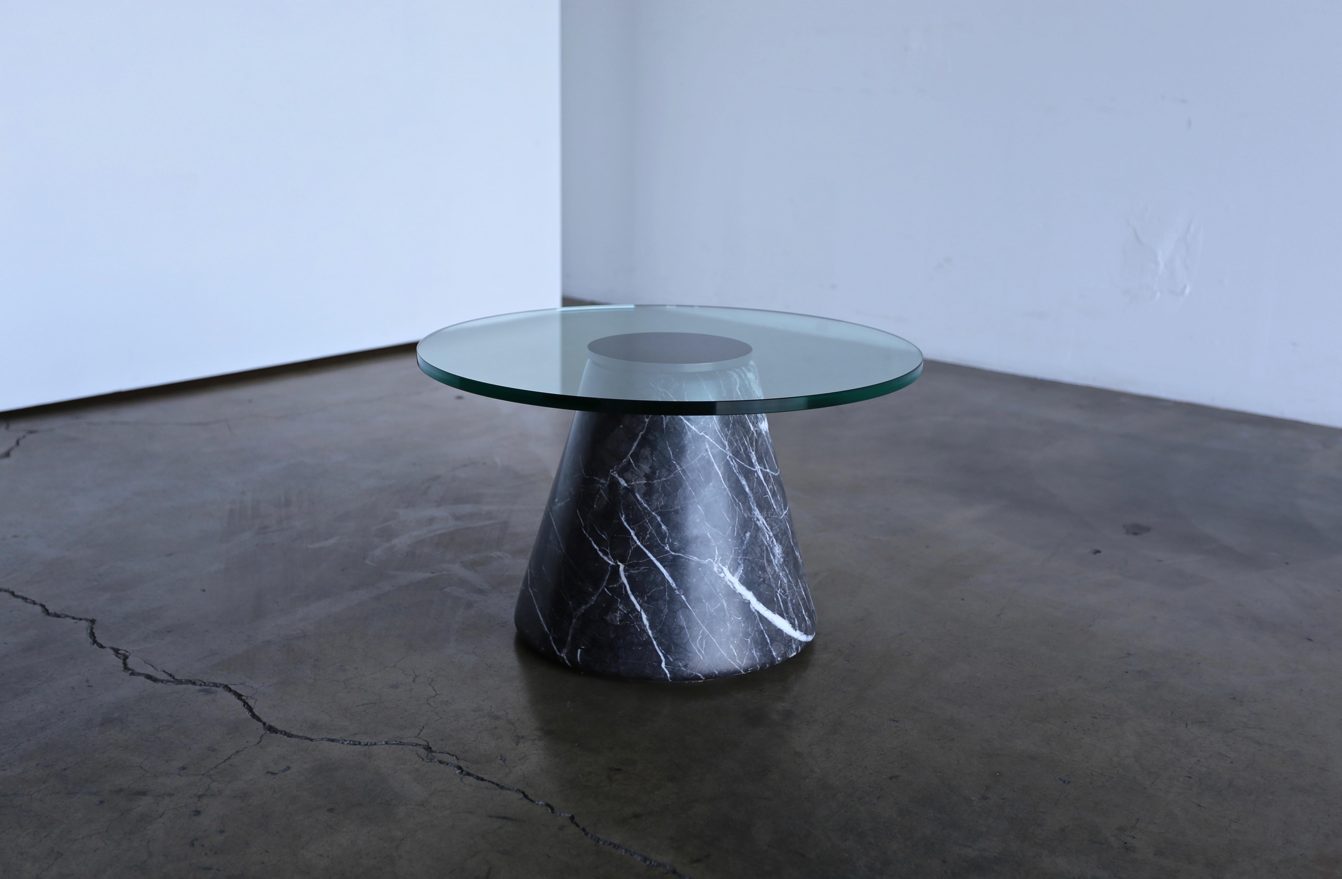 Lodovico Acerbis and Giotto Stoppino marble and glass side table, circa 1980.