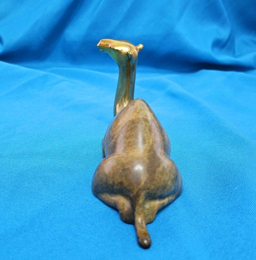 Calco Scultura di cammello in bronzo di Loet Vanderveen, firmata e numerata - VENDITA CHIUSA in vendita