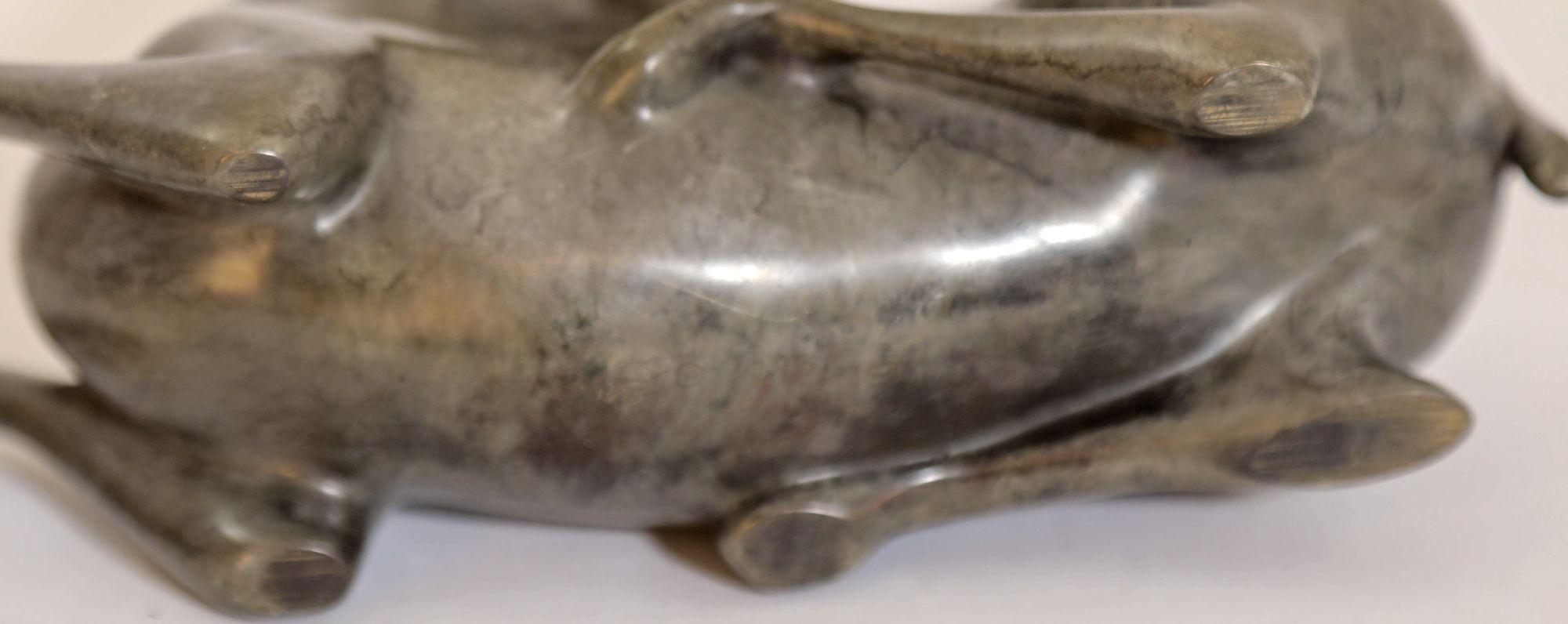 Loet Vanderveen Scultura in bronzo di una gazzella firmata e numerata in edizione limitata. in vendita 3