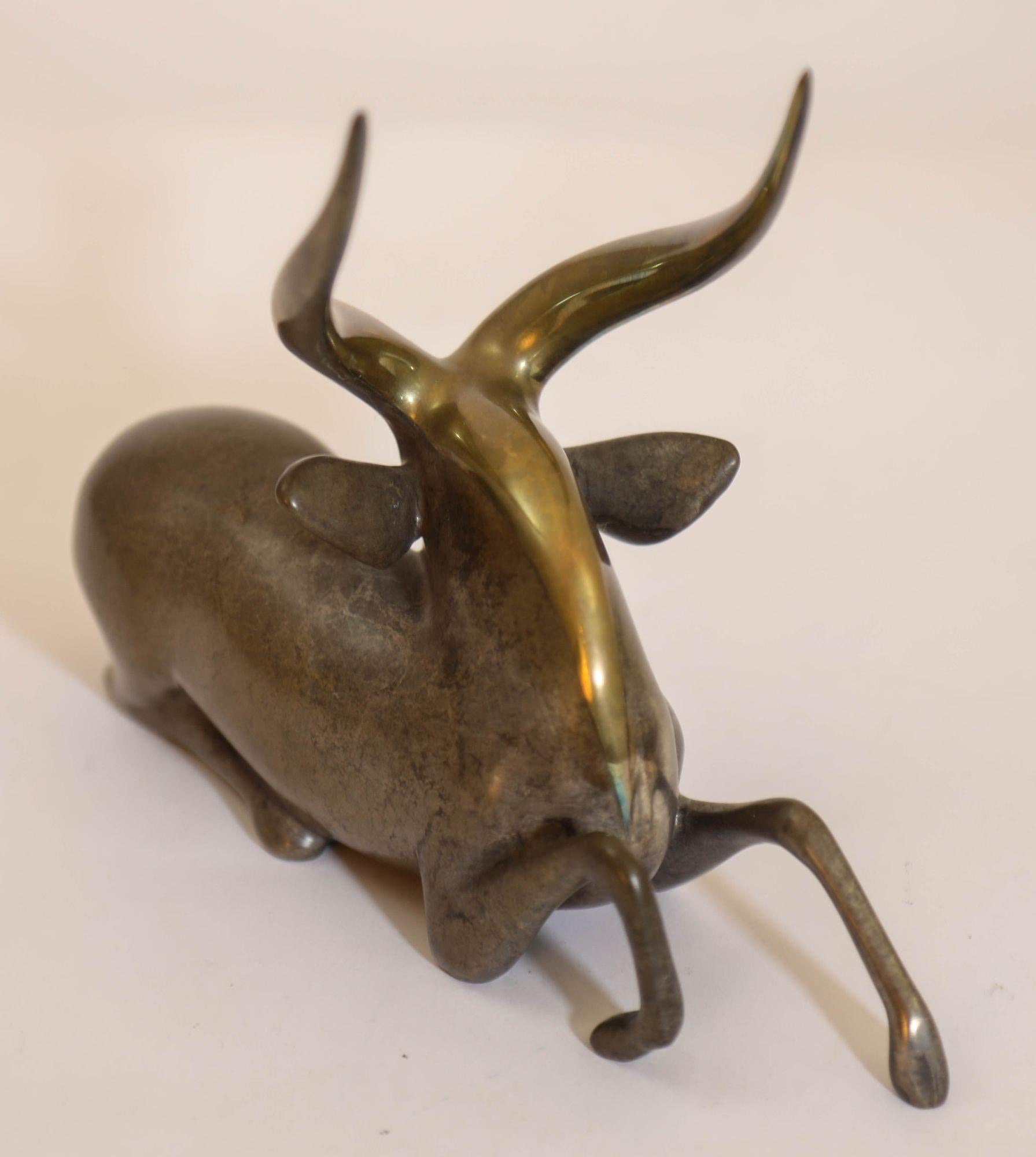 Americano Loet Vanderveen Scultura in bronzo di una gazzella firmata e numerata in edizione limitata. in vendita