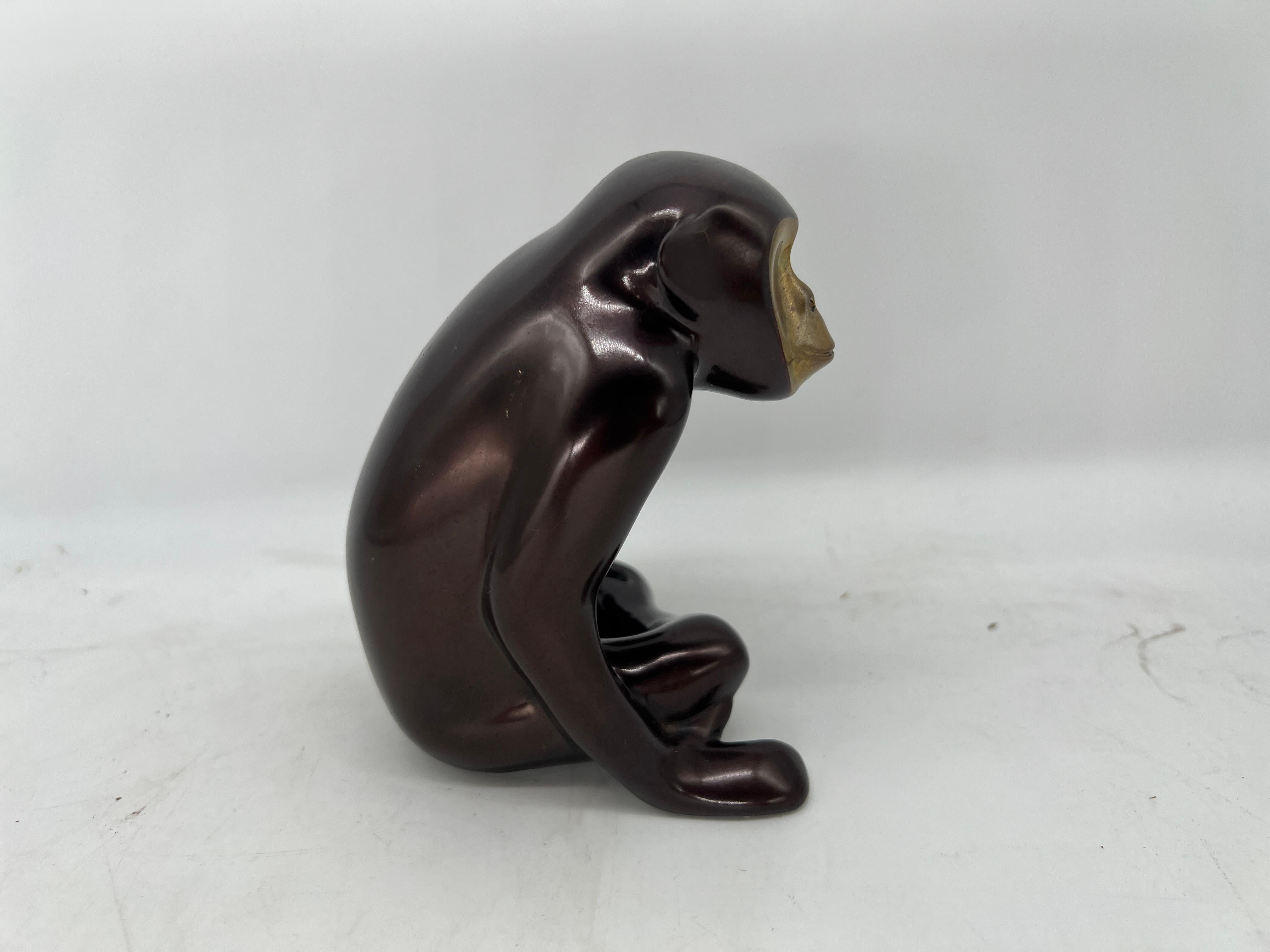 Loet Vanderveen Chimpanzee Bronze Limited Edition Monkey Sculpture In Good Condition In Atlanta, GA