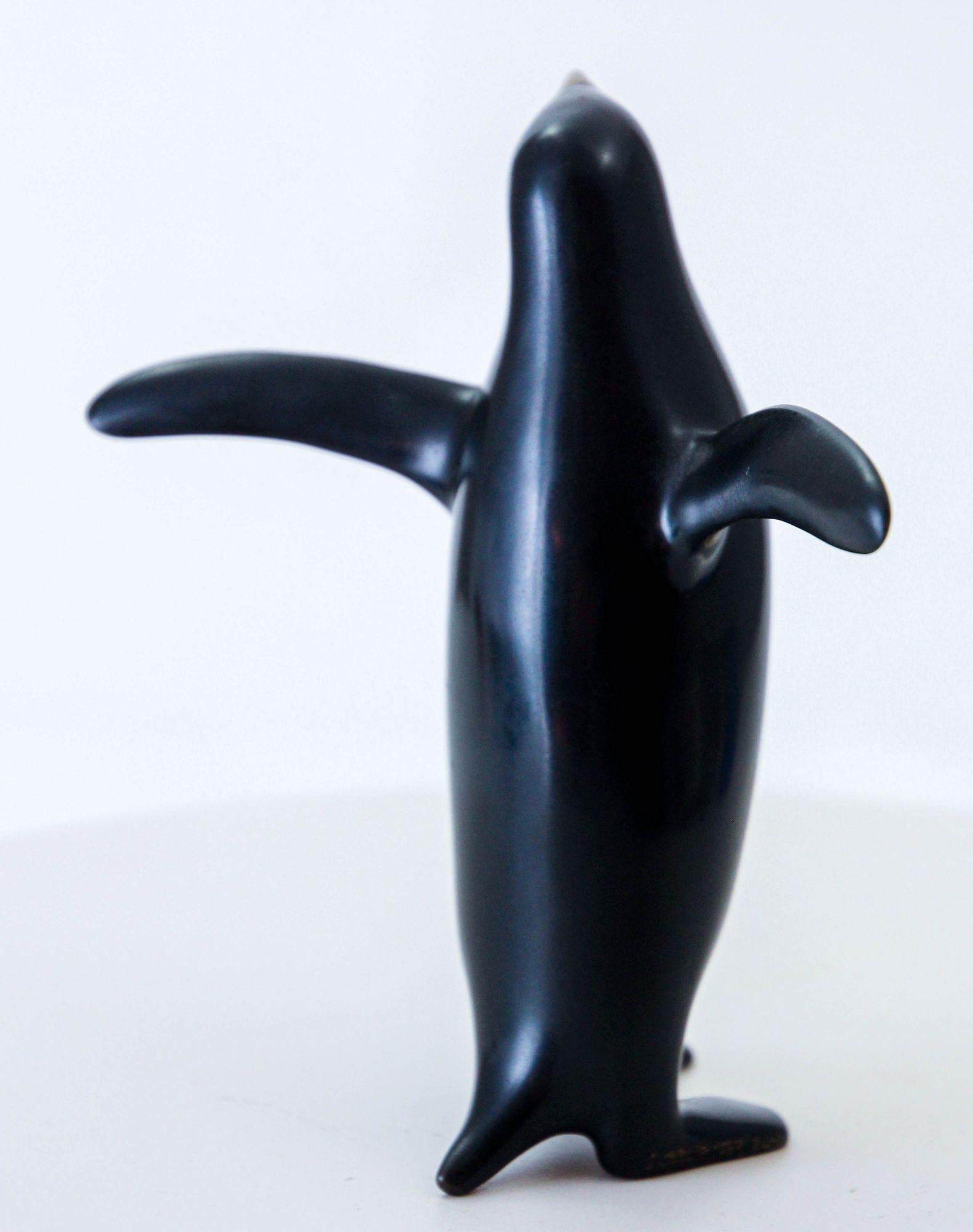 Loet Vanderveen Pinguino Scultura in bronzo firmata e numerata in vendita 1