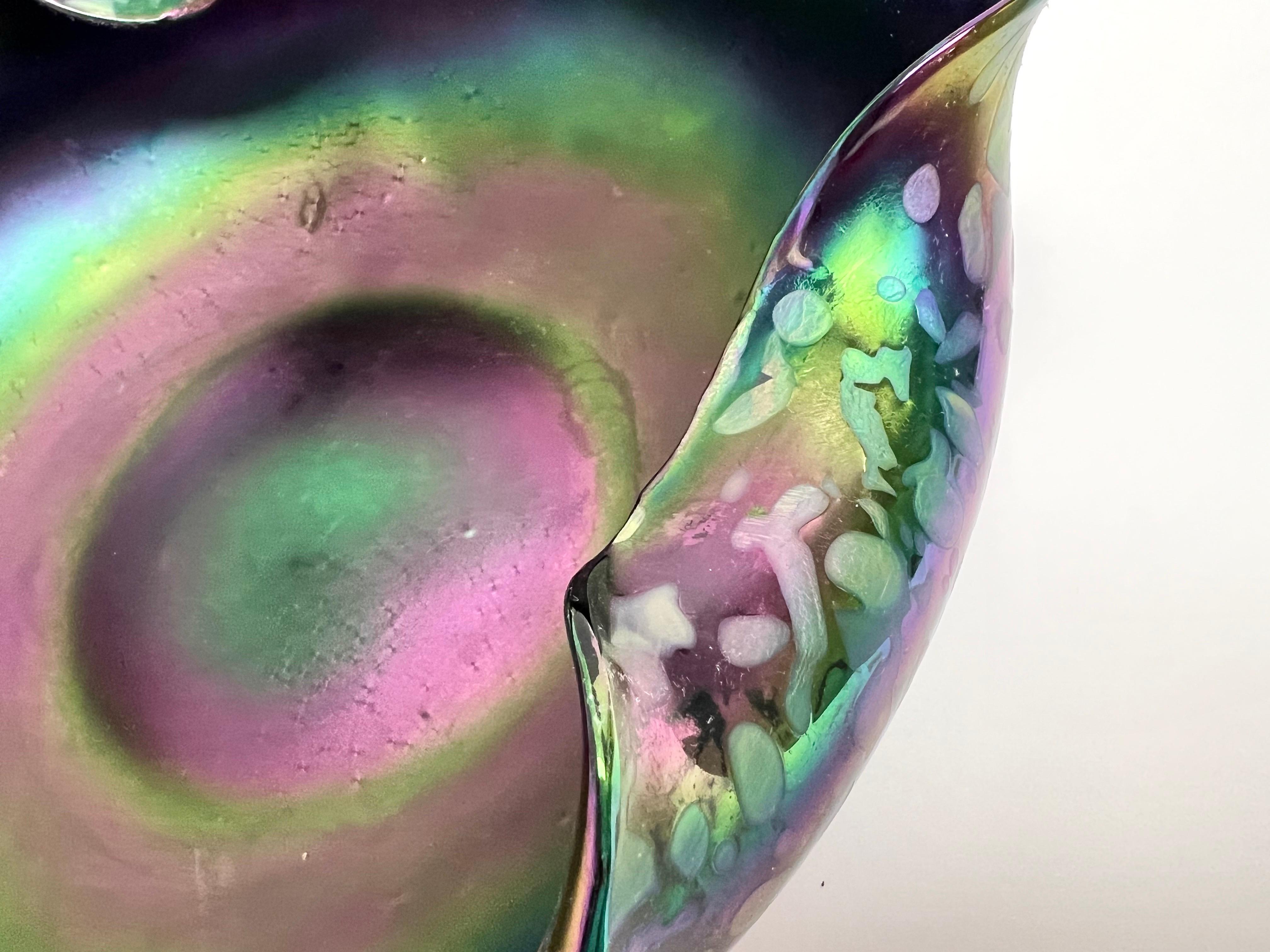 Inizio XX secolo Loetz Art Glass Art Noveau Ciotola Grande Iridescente in vendita
