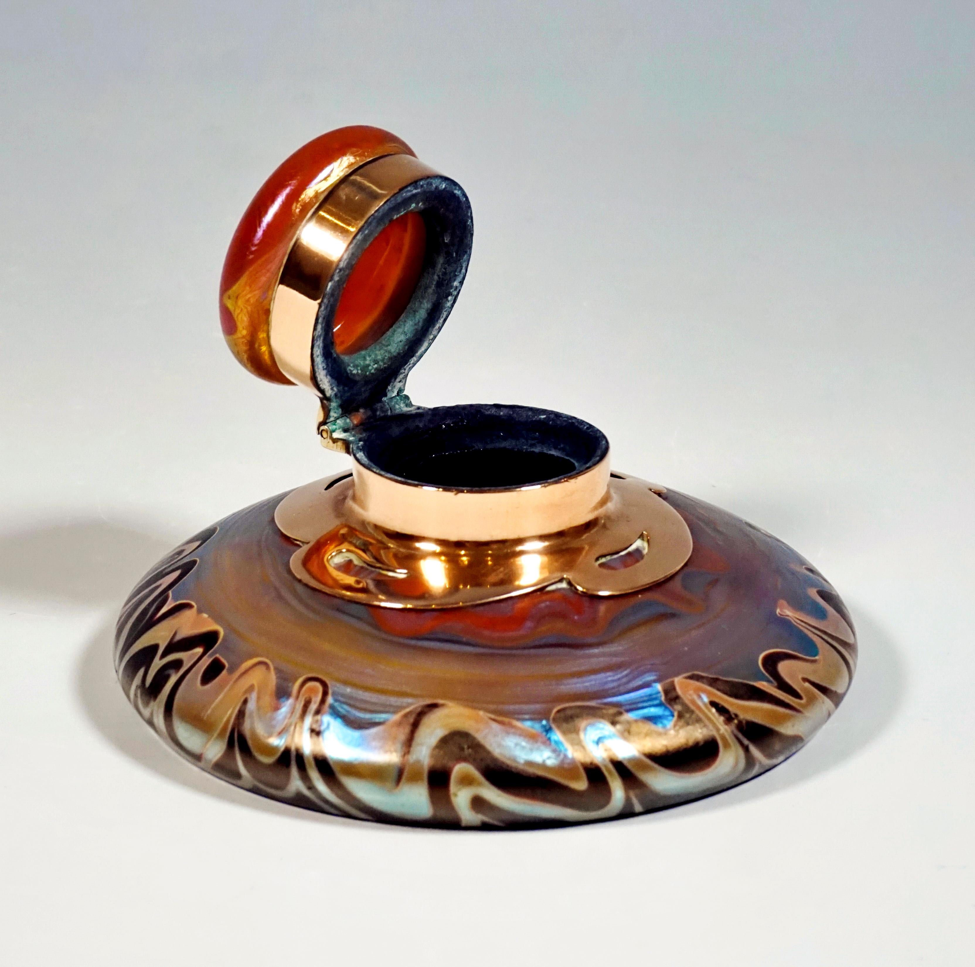 Austrian Loetz Art Nouveau Glass Inkwell For E. Bakalowits & Sons, Austria, circa 1901