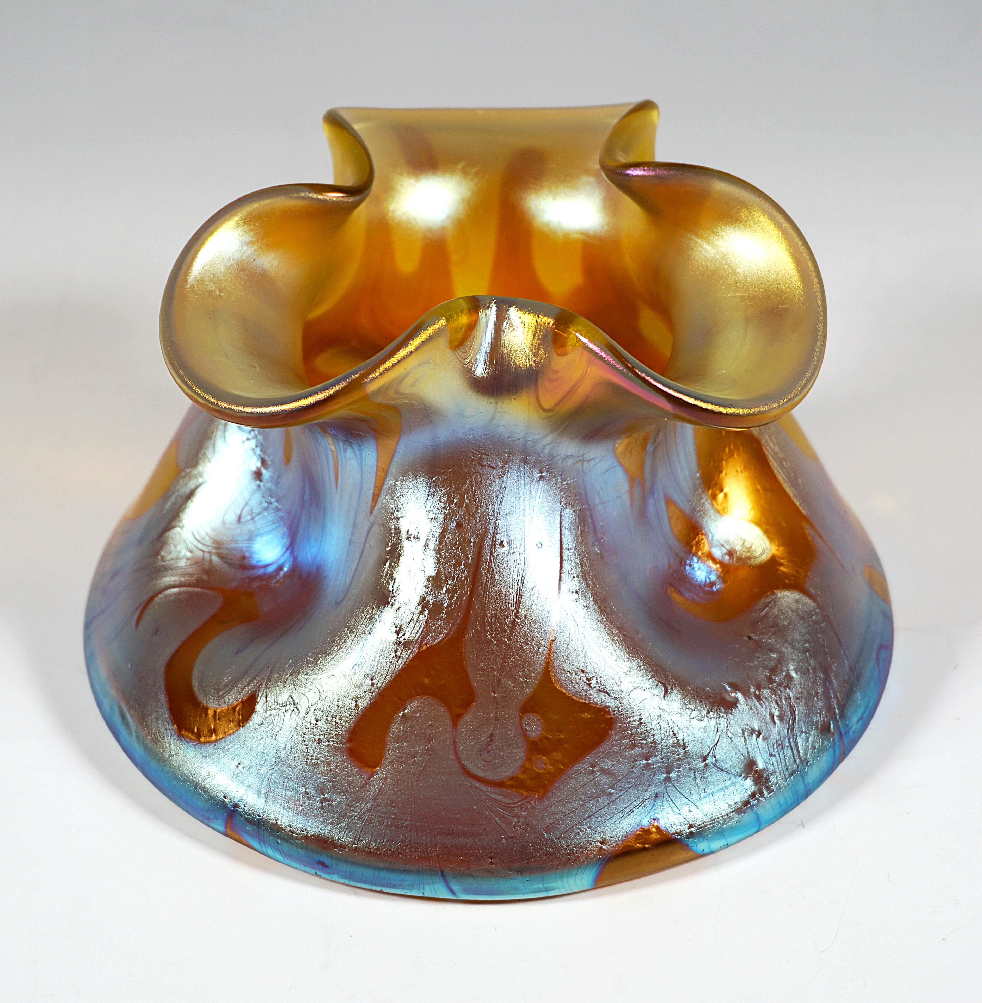Austrian Loetz Art Nouveau Glass Vase Bronze Phenomenon Genre 29, Austria-Hungary, C 1900 For Sale