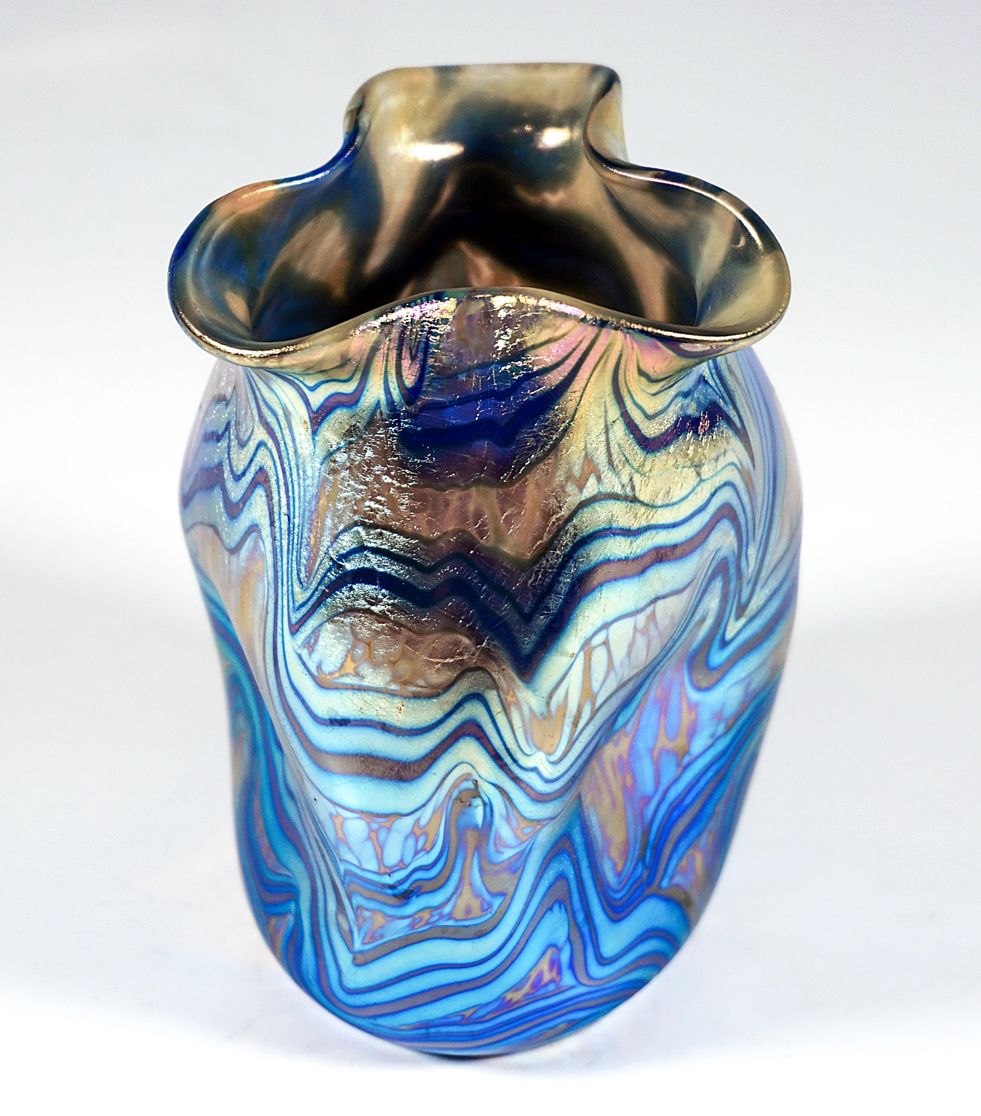 Hand-Crafted Loetz Art Nouveau Glass Vase Phenomenon Genre 1/104, Austria-Hungary, Ca 1900 For Sale