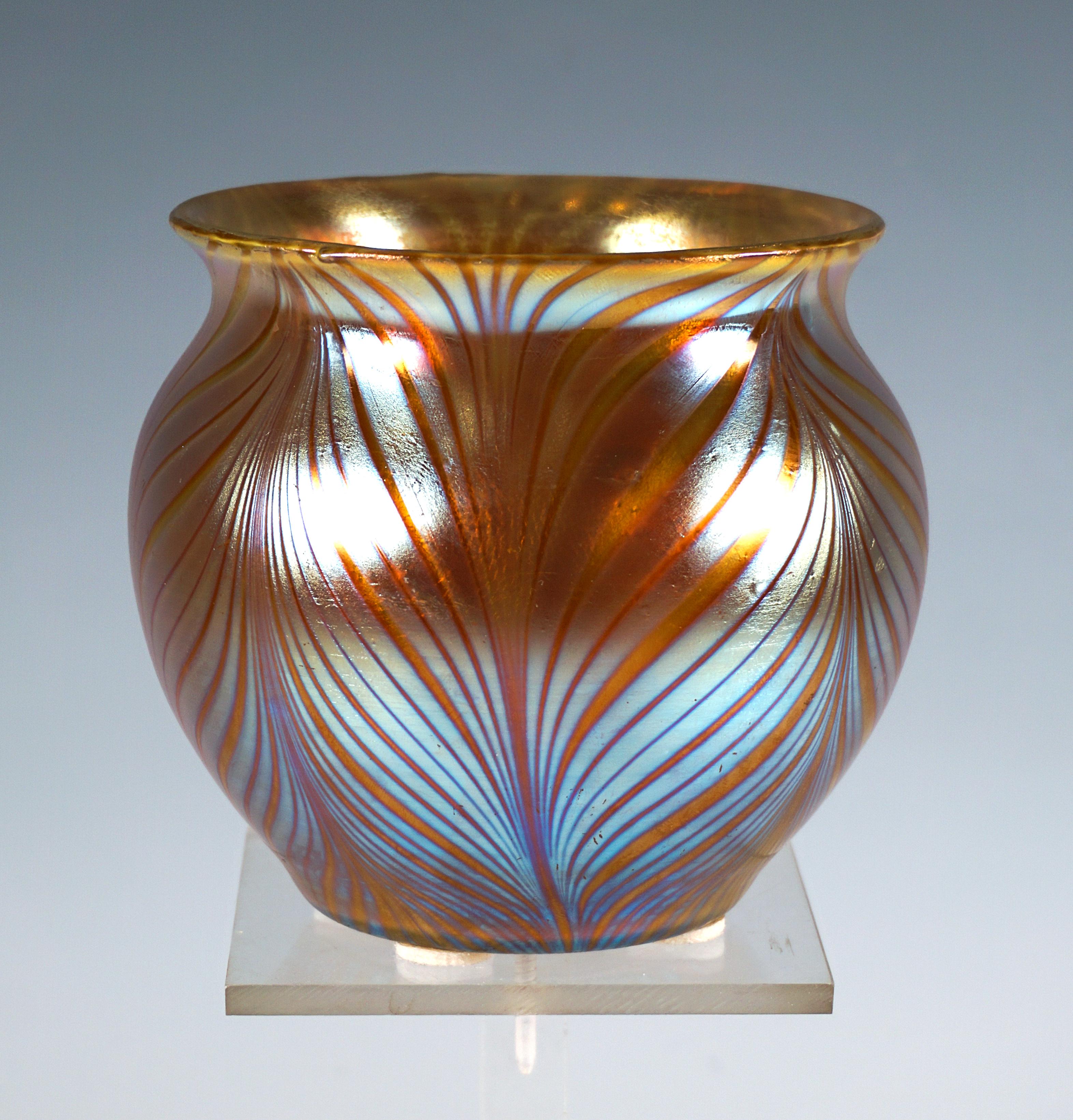 Loetz Art Nouveau Jarrón de cristal Fenómeno Gre Naranja 7501, Austria-Hungría, C 1899 Hecho a mano en venta