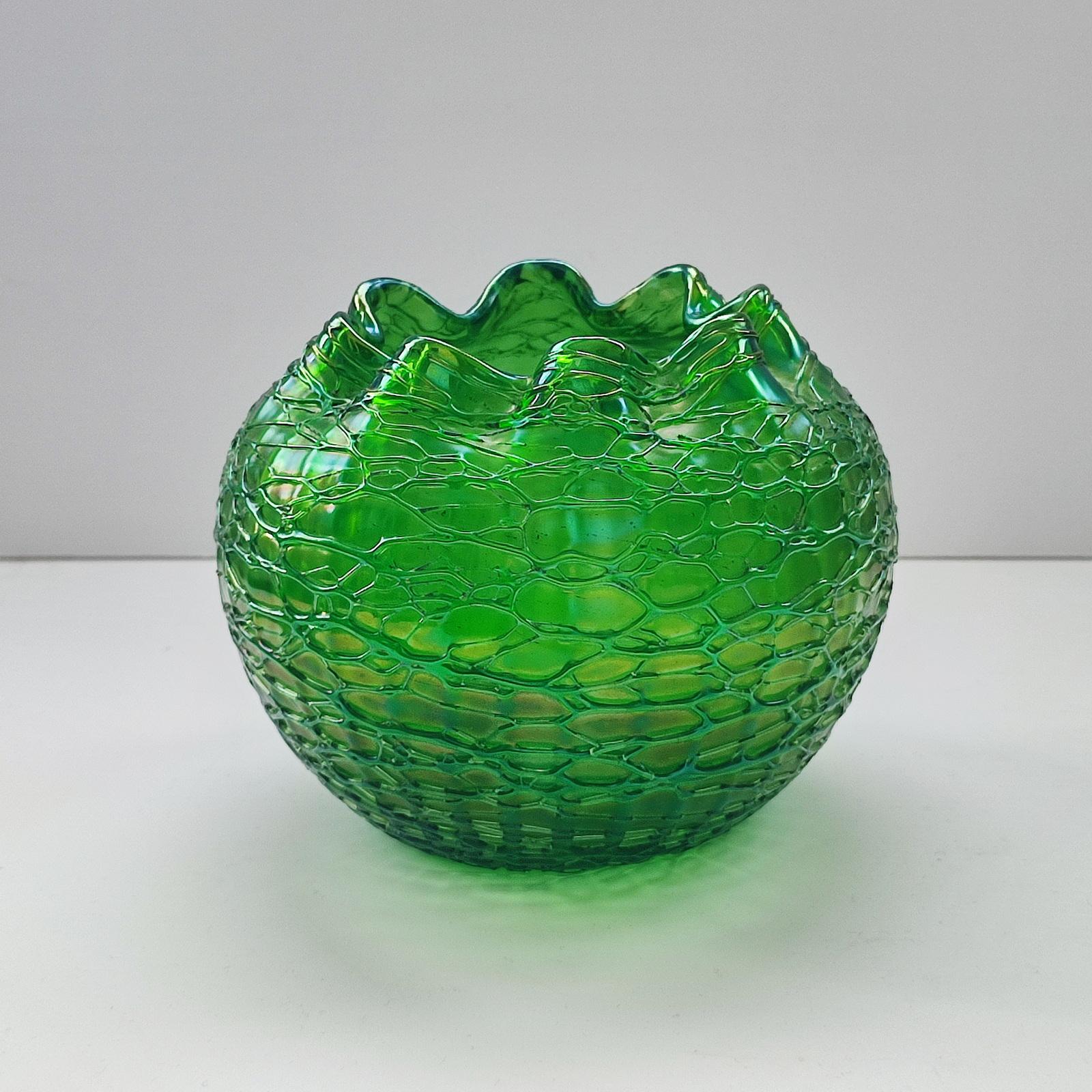 Loetz Art Nouveau Jugendstil Art Glass Bowl For Sale 1