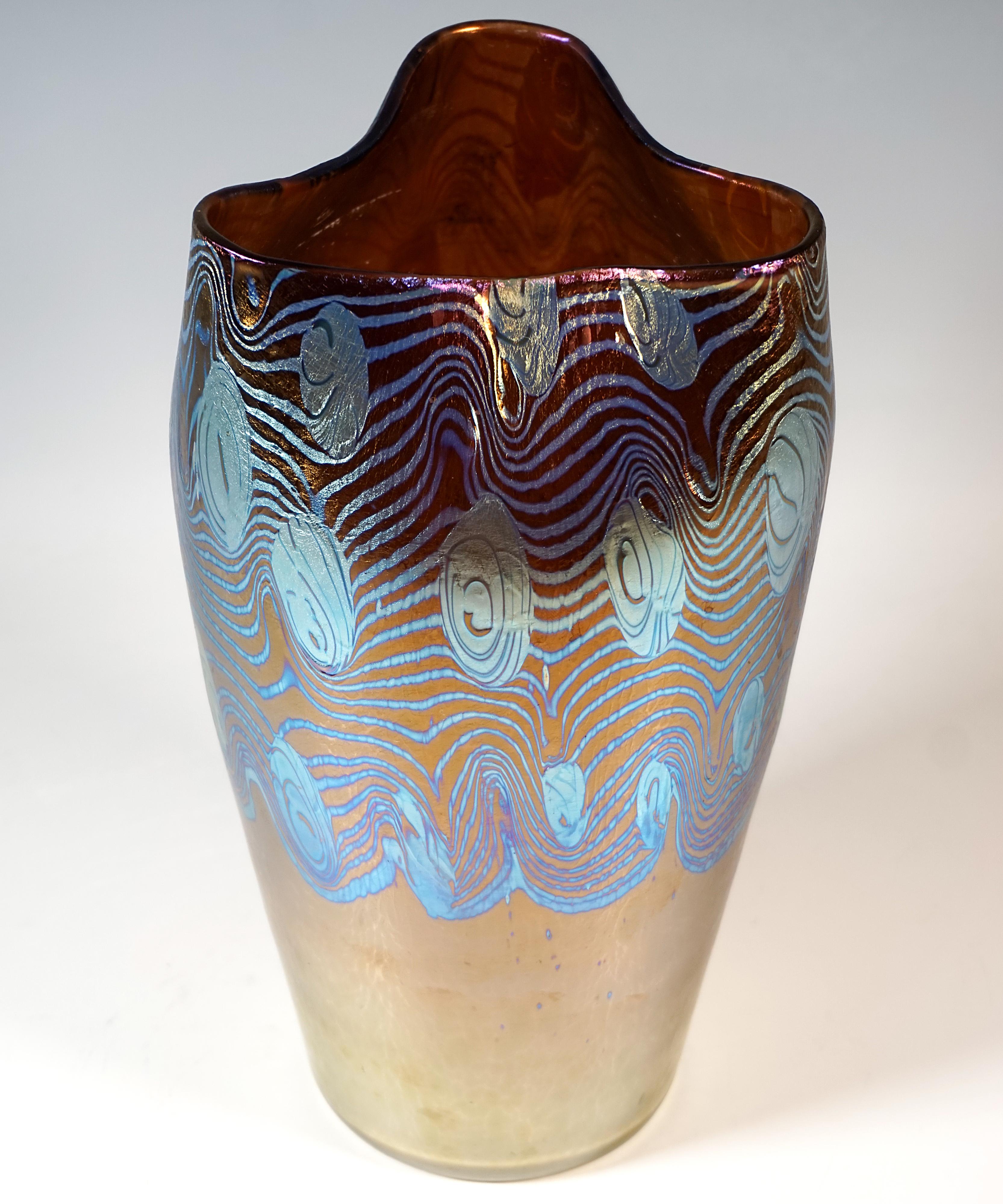 Hand-Crafted Loetz Art Nouveau Vase, 'Argus', Phenomenon Gre 2/351, Austria-Hungary, Ca 1902 For Sale