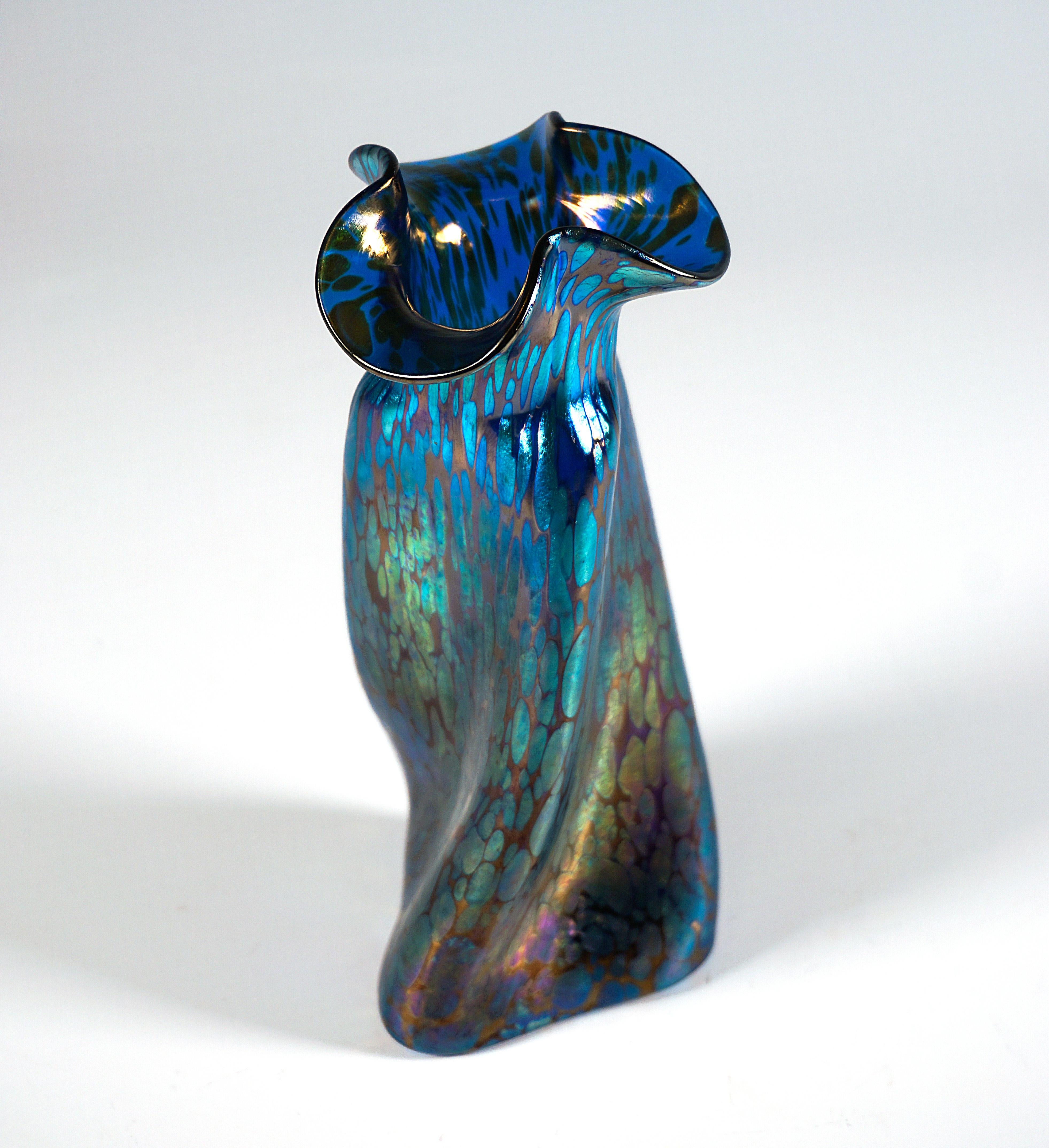 Hand-Crafted Loetz Art Nouveau Vase, Decor Cobalt Papillon, Twisted, Austria, Circa 1900