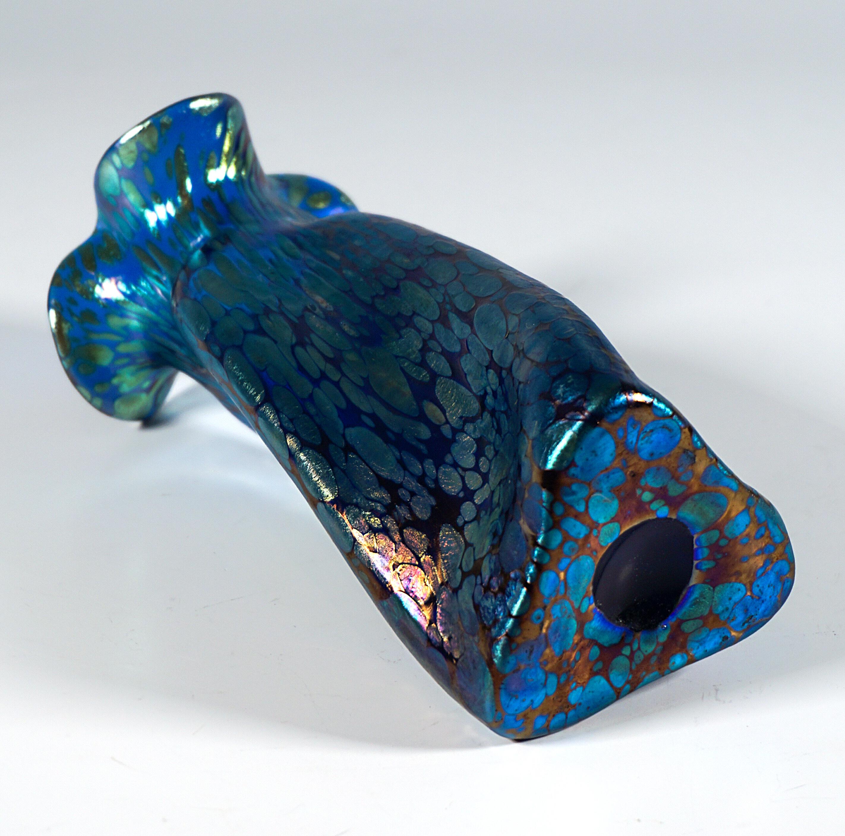 Early 20th Century Loetz Art Nouveau Vase, Decor Cobalt Papillon, Twisted, Austria, Circa 1900
