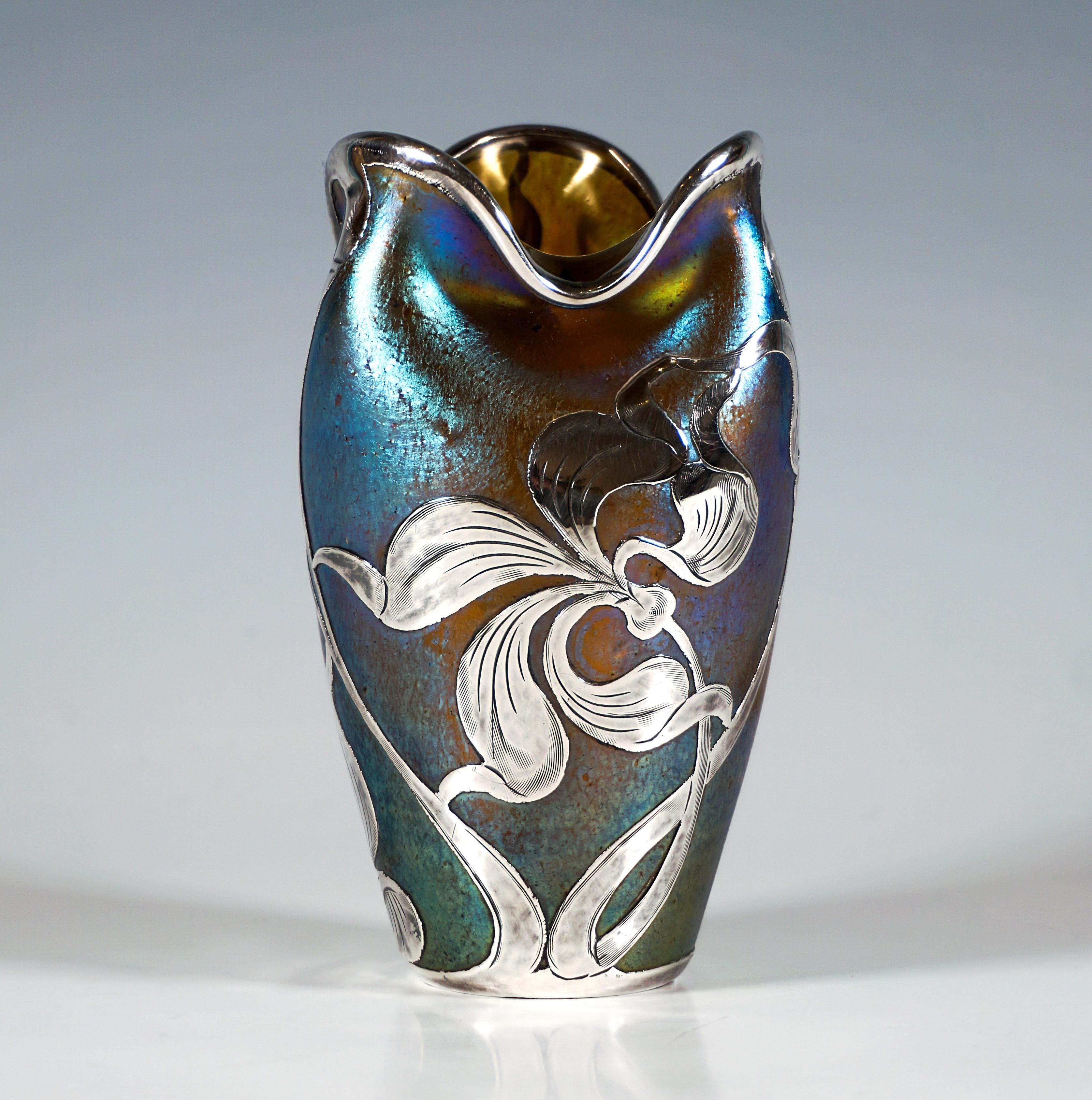 Finest Bohemian Art Nouveau Glass Vase.
Mould blown glass on flush stand, raised bulbous body, with a slight constriction of the neck caused by the pressed-in, three-lobed lip rim, ground and polished pontil on the underside.
Artfully designed