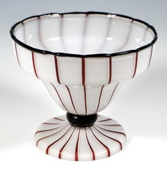 Loetz Art Nouveau Tango Vase, Execution 157 Opal-Black-Brown, Vienna ca 1914