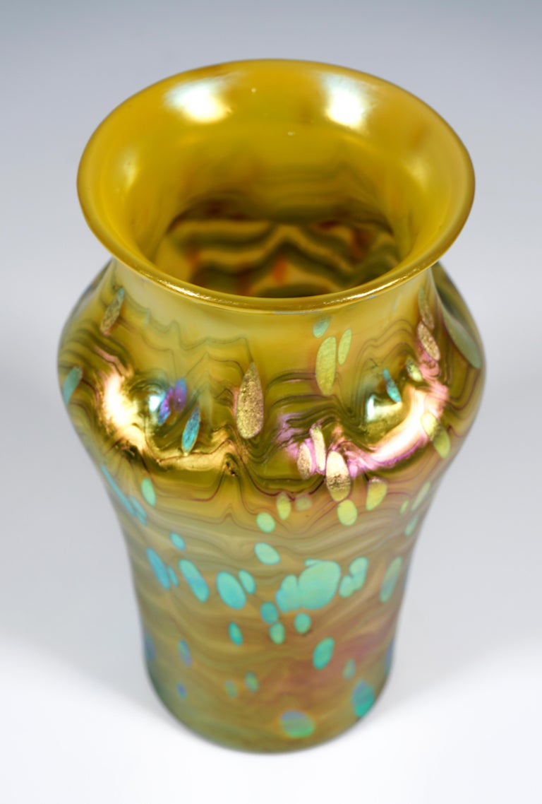 Hand-Crafted Loetz Art Nouveau Vase Metallic Yellow Cytisus, Bohemia around 1902 For Sale