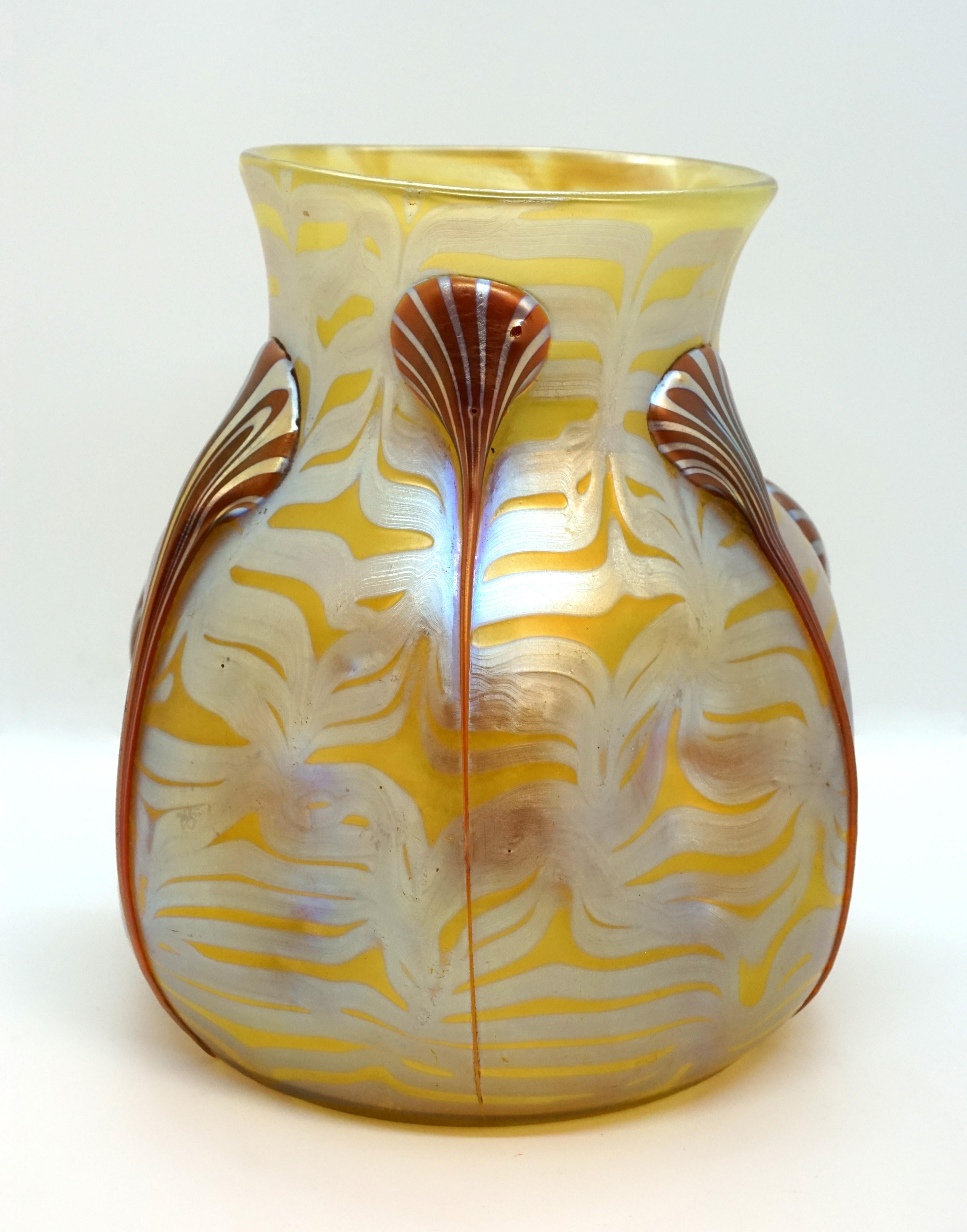 Austrian Loetz Art Nouveau Vase Phenomenon Genre 1/4 with Drop-Applications, 1900
