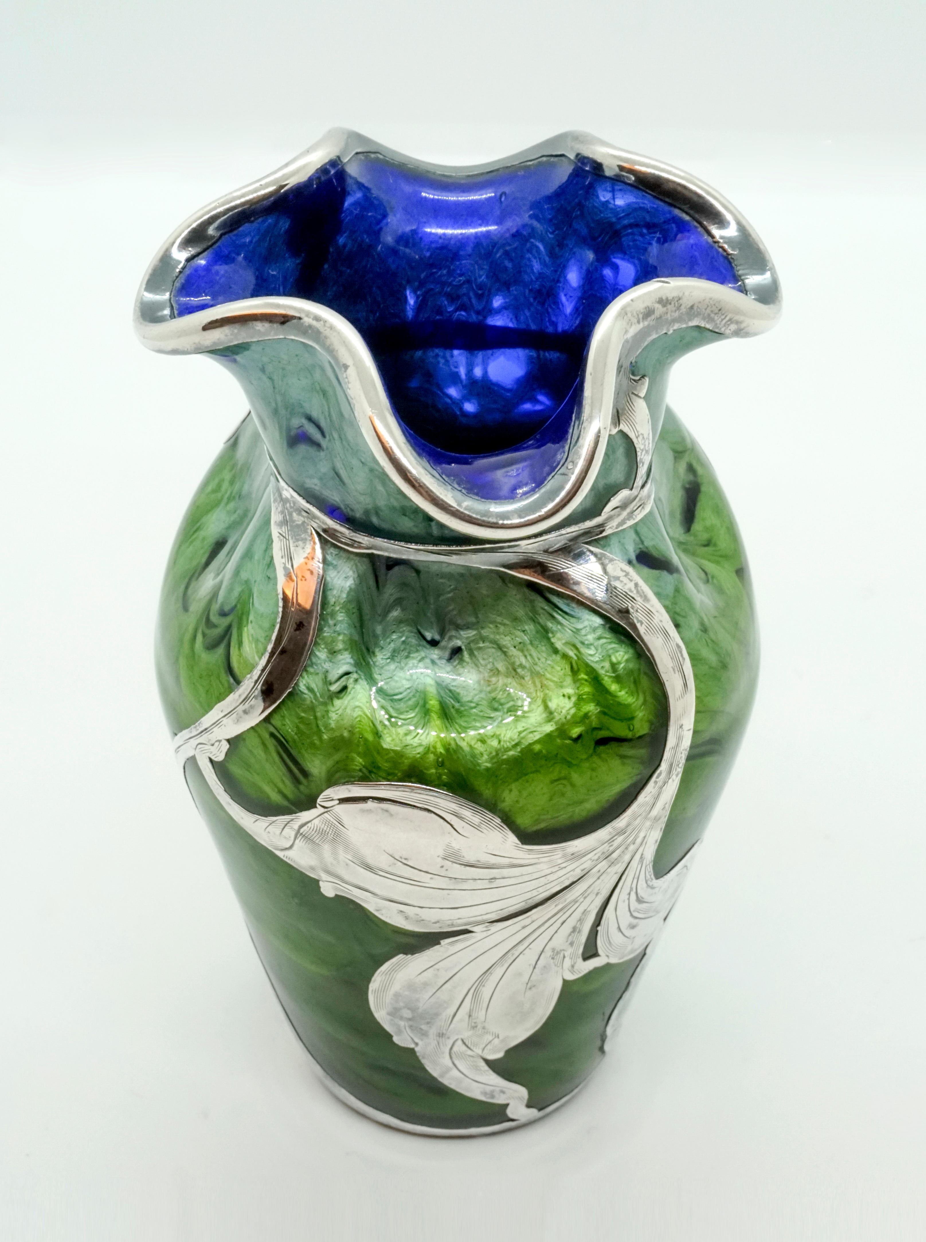 Loetz Art Nouveau Vase Phenomenon Carrageen with Silver Overlay, 1905 In Good Condition In Vienna, AT