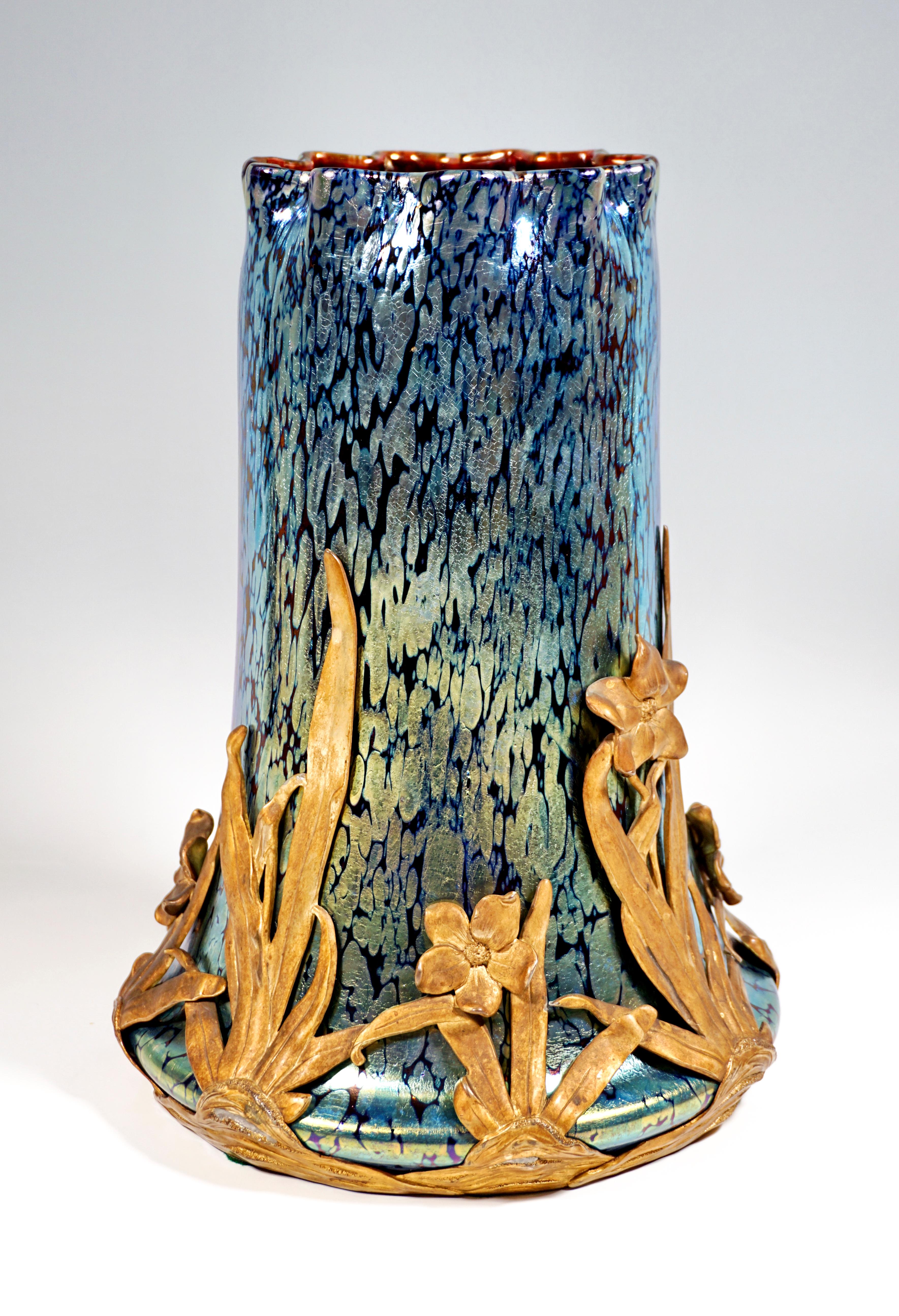 Austrian Loetz Art Nouveau Vase Ruby Papillon with Gilded Pewter Mount, Austria-Hungary