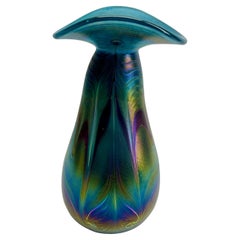 Loetz Art nouveau vase tourbillonné détails en verre irradié des années 1900