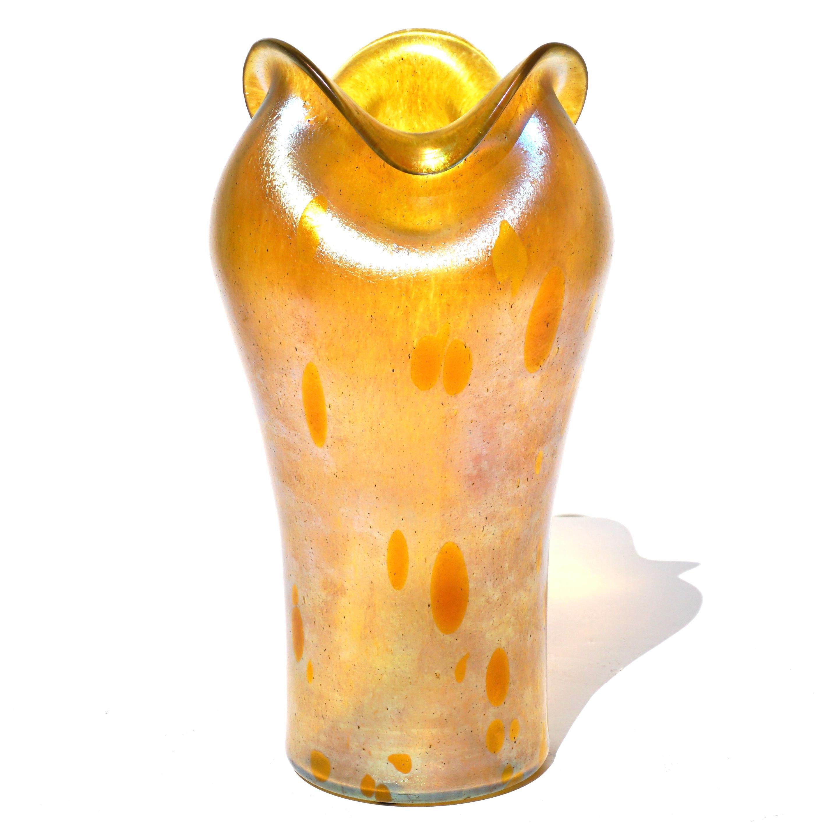 loetz glass vase shapes