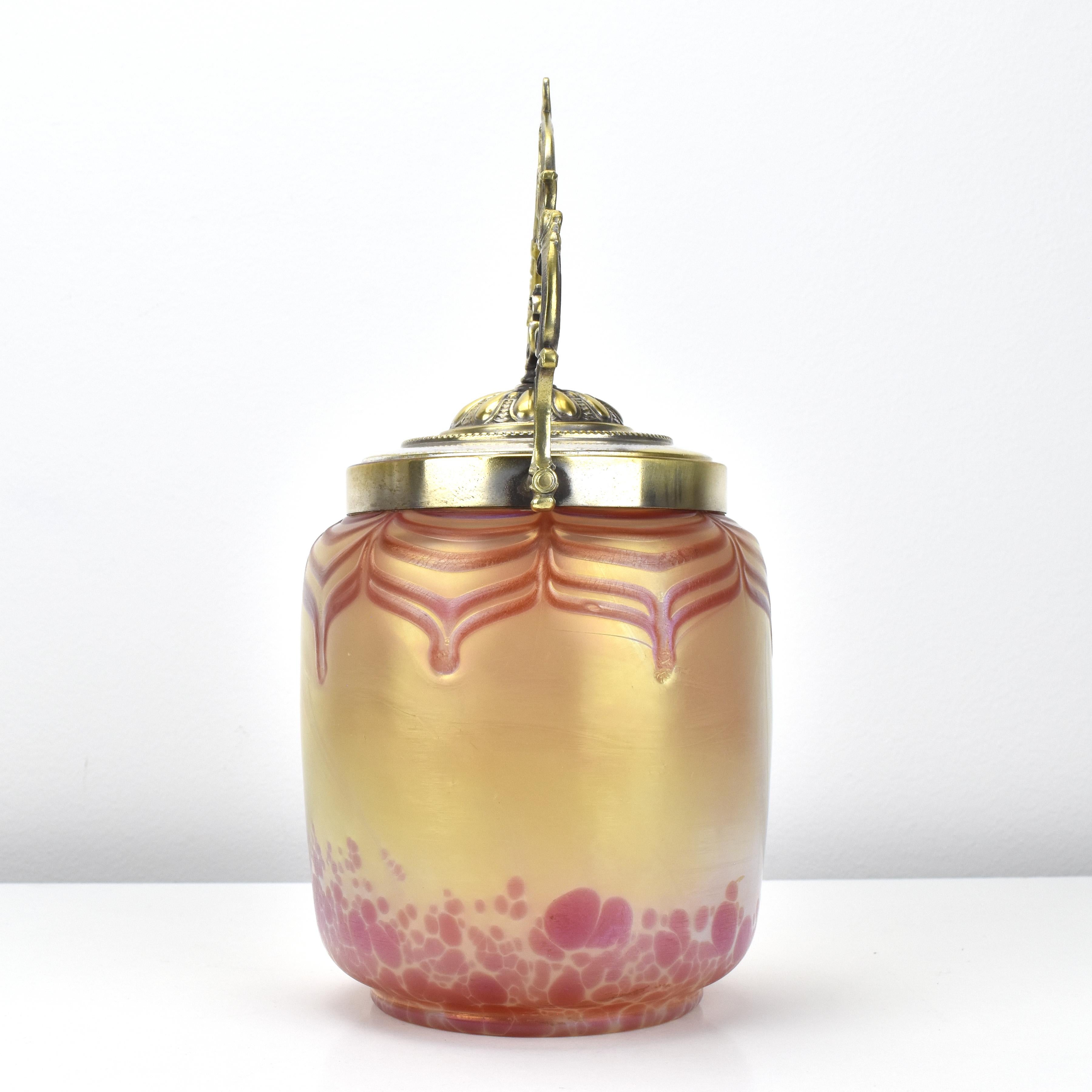 Art nouveau Loetz Biscuit Barrel Cookie Jar Art Nouveau Iridescent Glass Antique Lötz & WMF en vente
