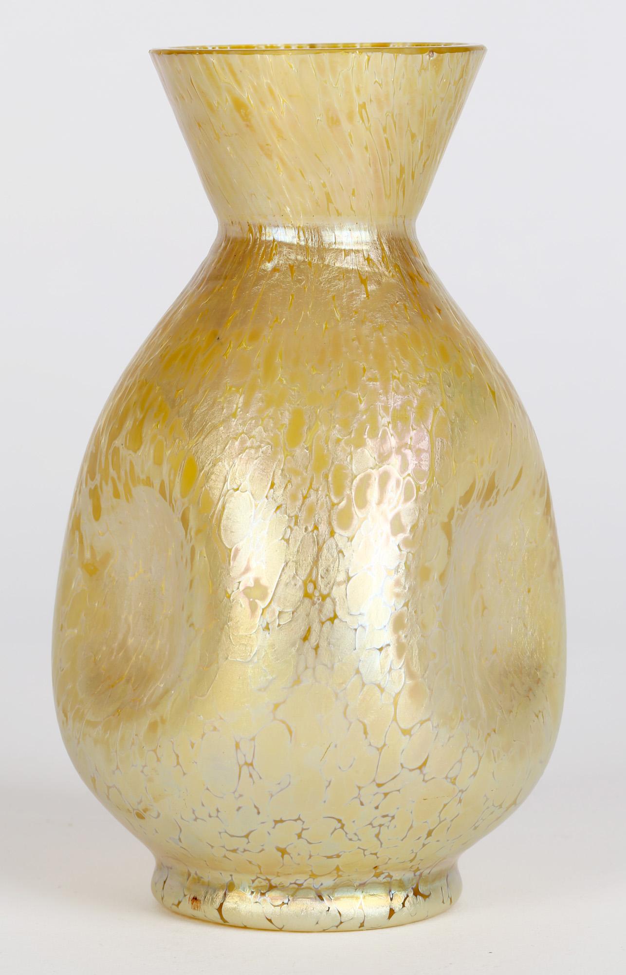 Loetz Candia Papillon Art Nouveau Iridescent Glass Vase In Good Condition In Bishop's Stortford, Hertfordshire