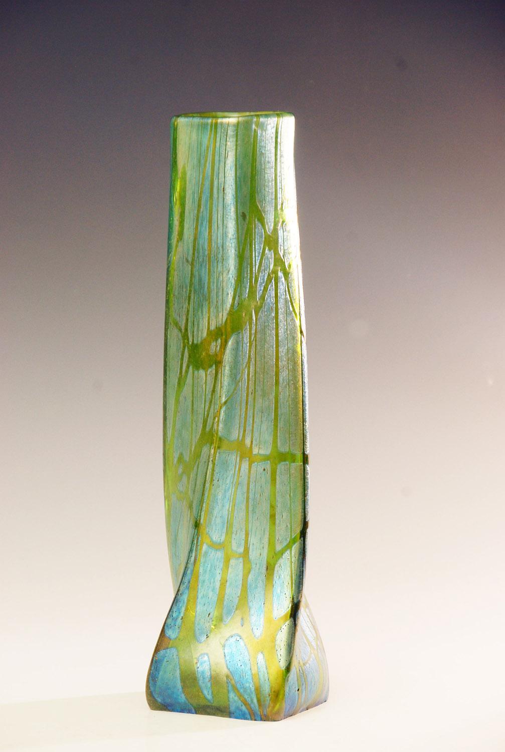 A superb Loetz Creta pampas iridescent Art Nouveau twist glass vase, circa 1900.

Price includes shipping to anywhere in the world.