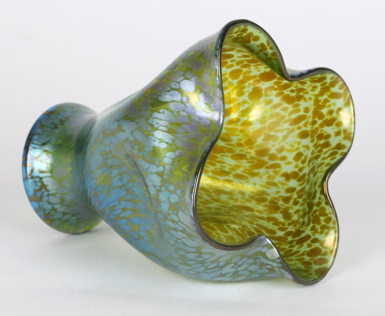 Loetz Crete Papillon Iridescent Green Glass Pinched Design Vase For Sale 4