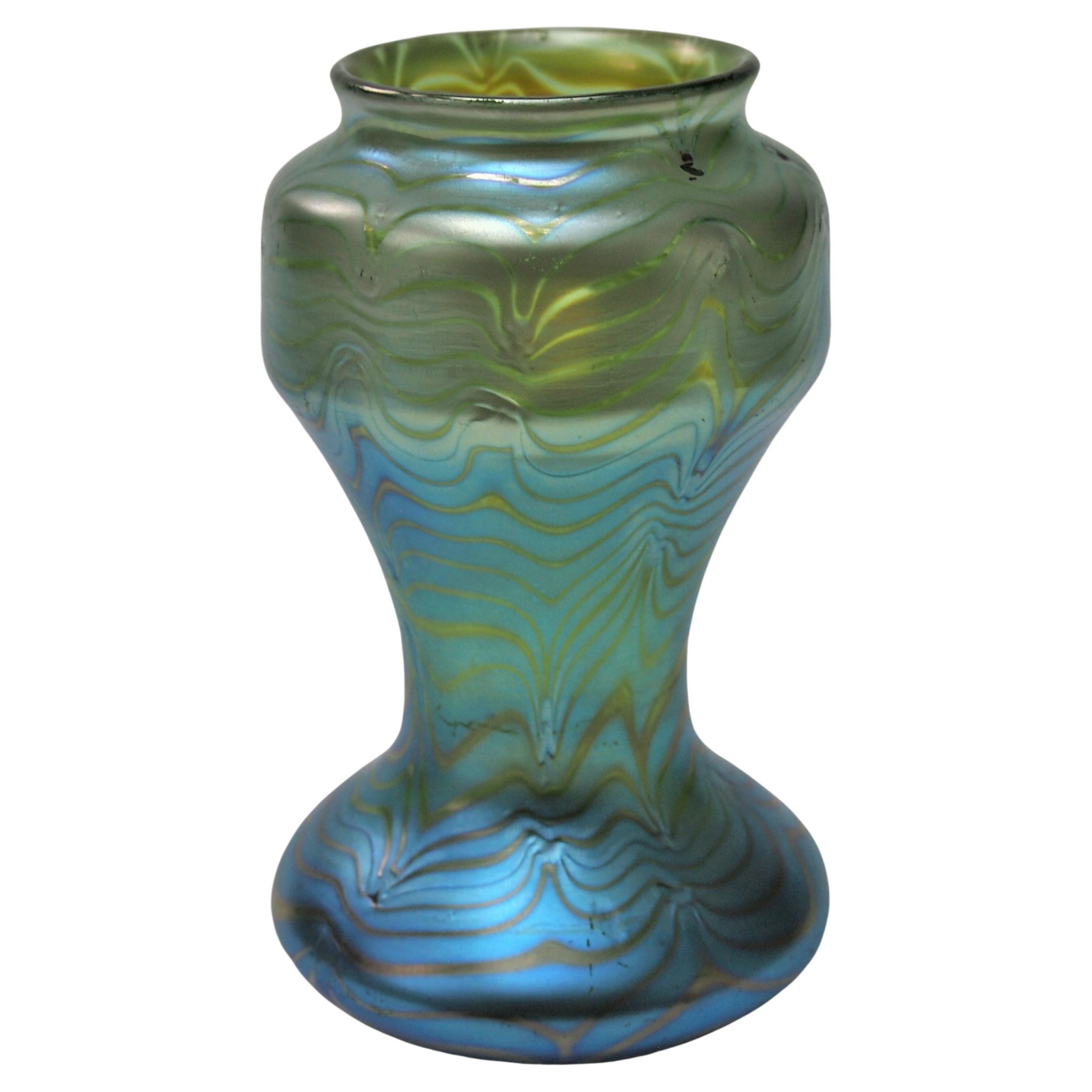Loetz Crete Phaenomen 85/3780 glass vase made exclusively for Bacalowitz c1902 For Sale