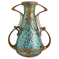 Vaso con montatura in vetro e metallo dorato Loetz For Boudon And Klur Ruby Papillon